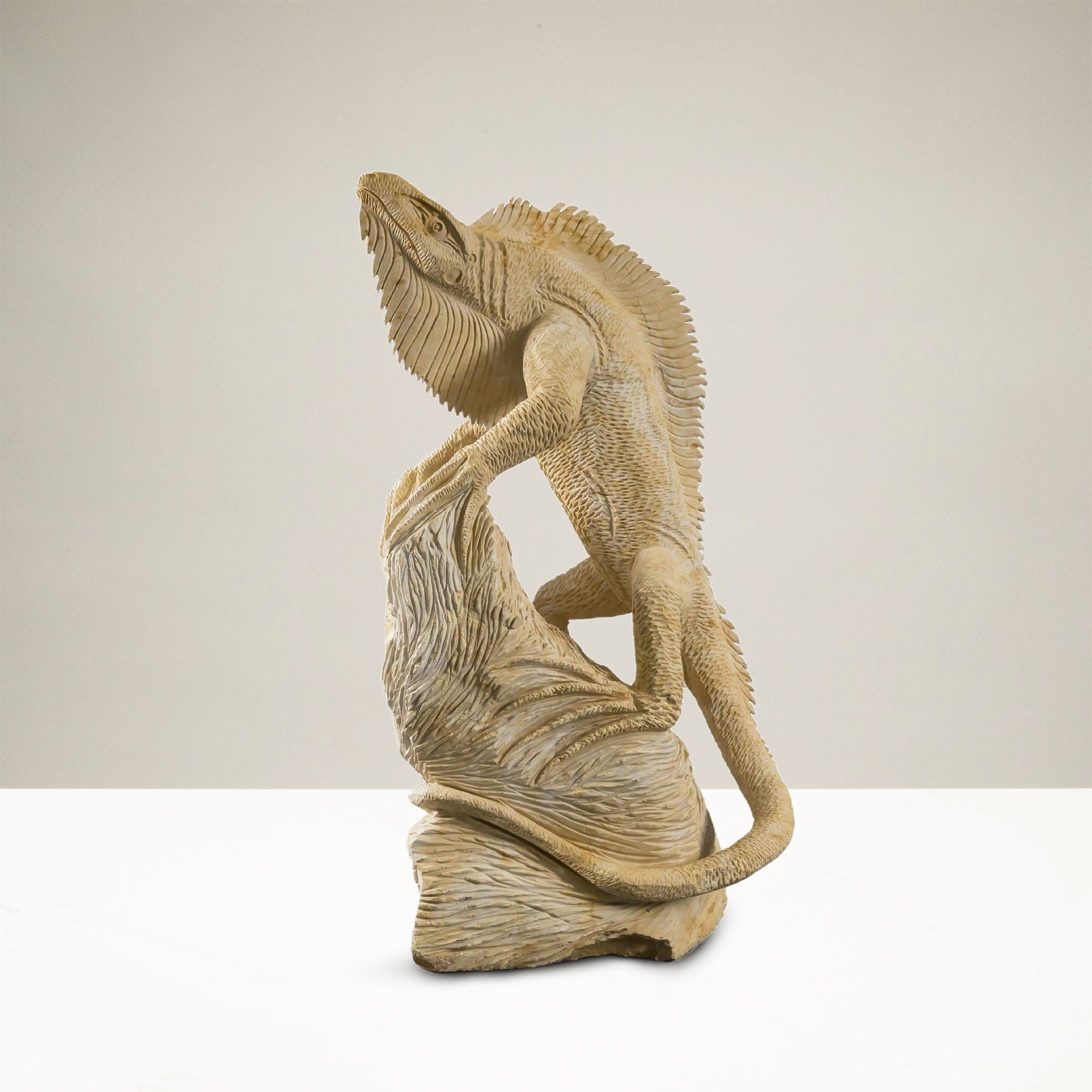 Kalifano Onyx Iguana Onyx Carving from Mexico - 40" H x 16" L x 14" W CARV16000.007