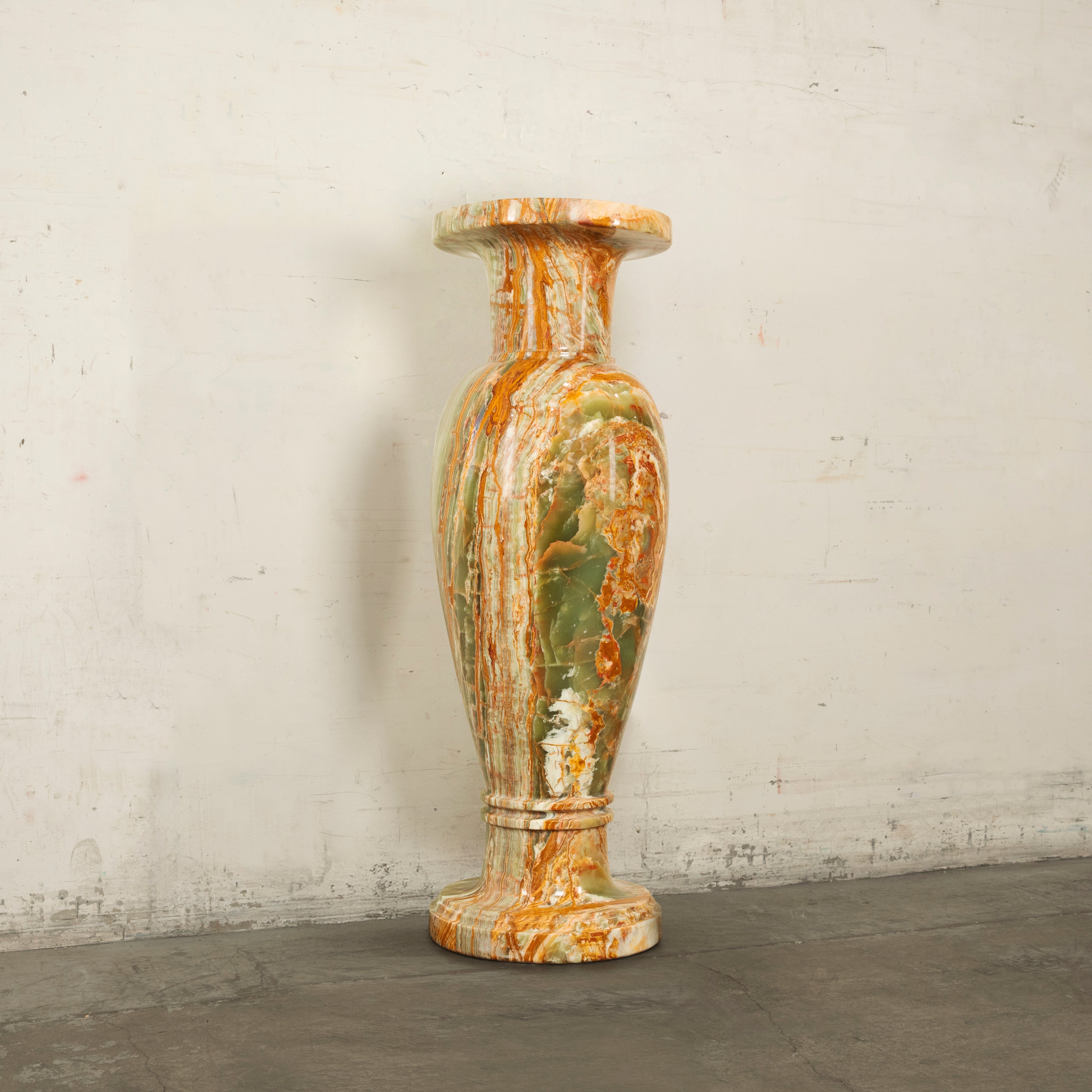 KALIFANO Pakistan Onyx Pakistan Green Onyx Vase - 60" PON-V60