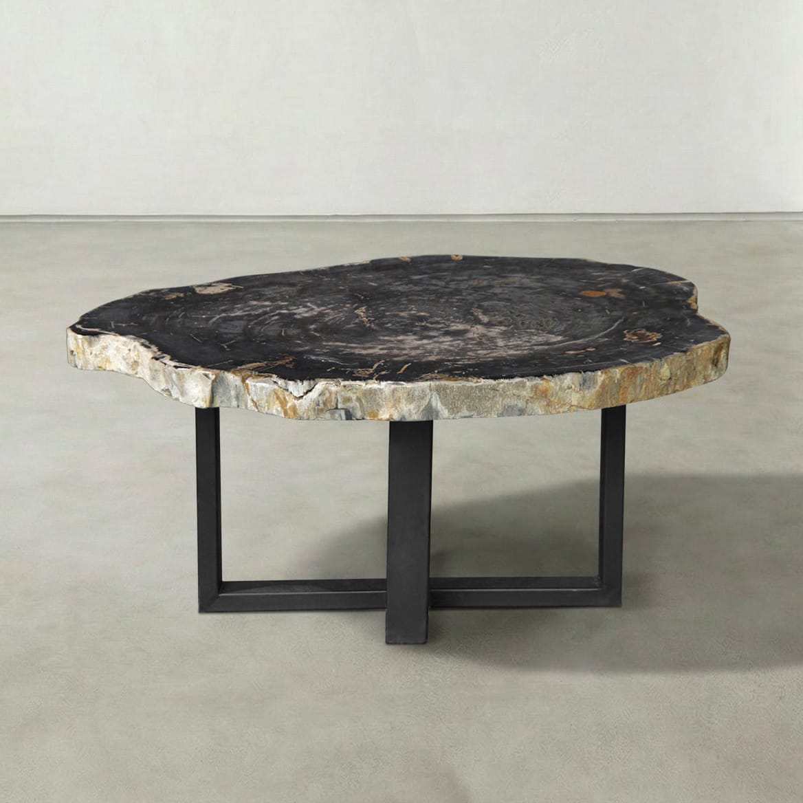 Kalifano Petrified Wood Natural Petrified Wood Round Slab Coffee Table from Indonesia - 34" / 144 lbs PWT5700.002