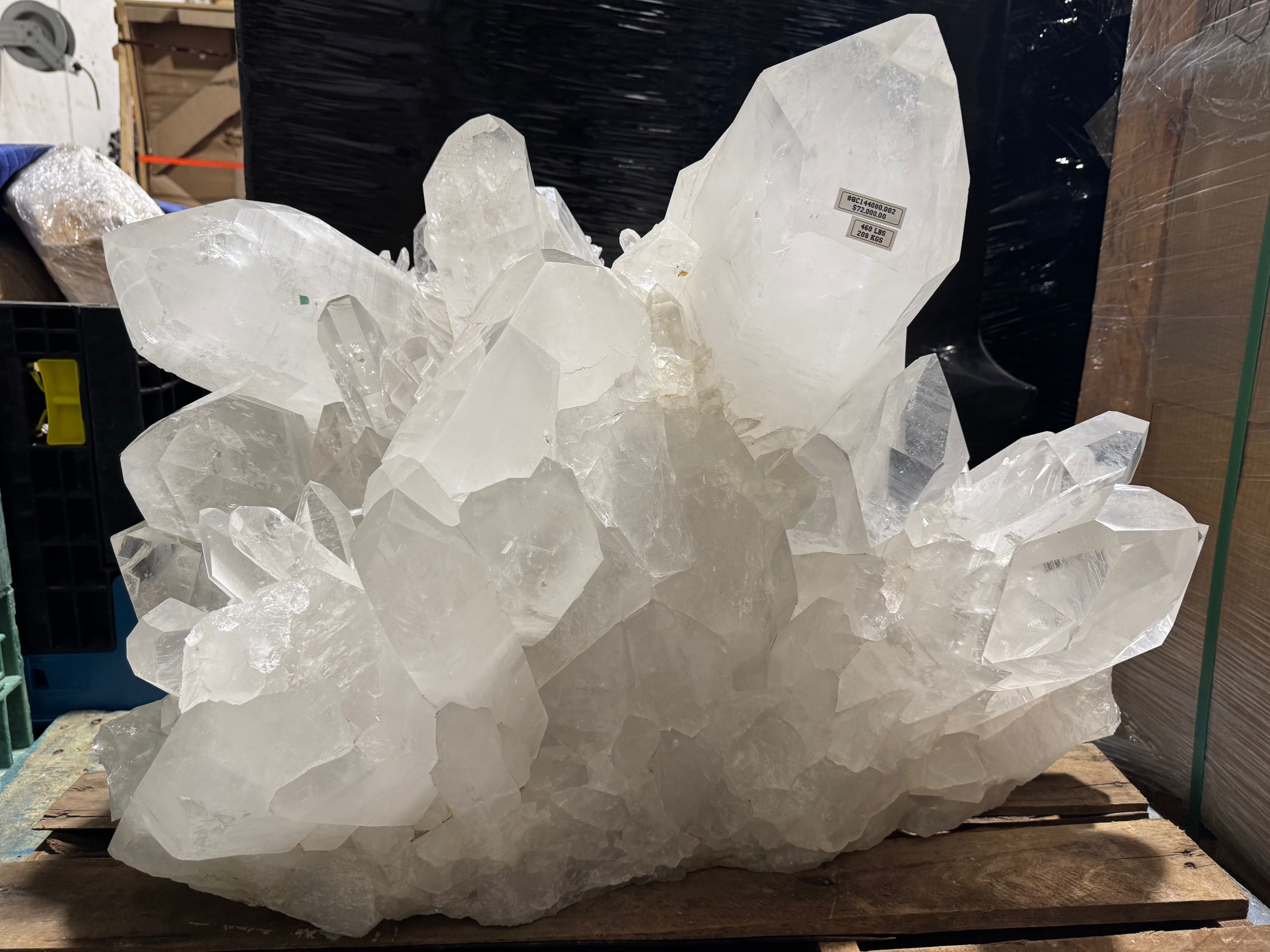 Kalifano Quartz Natural Clear Quartz Cluster 28" / 460lbs QC144000.002