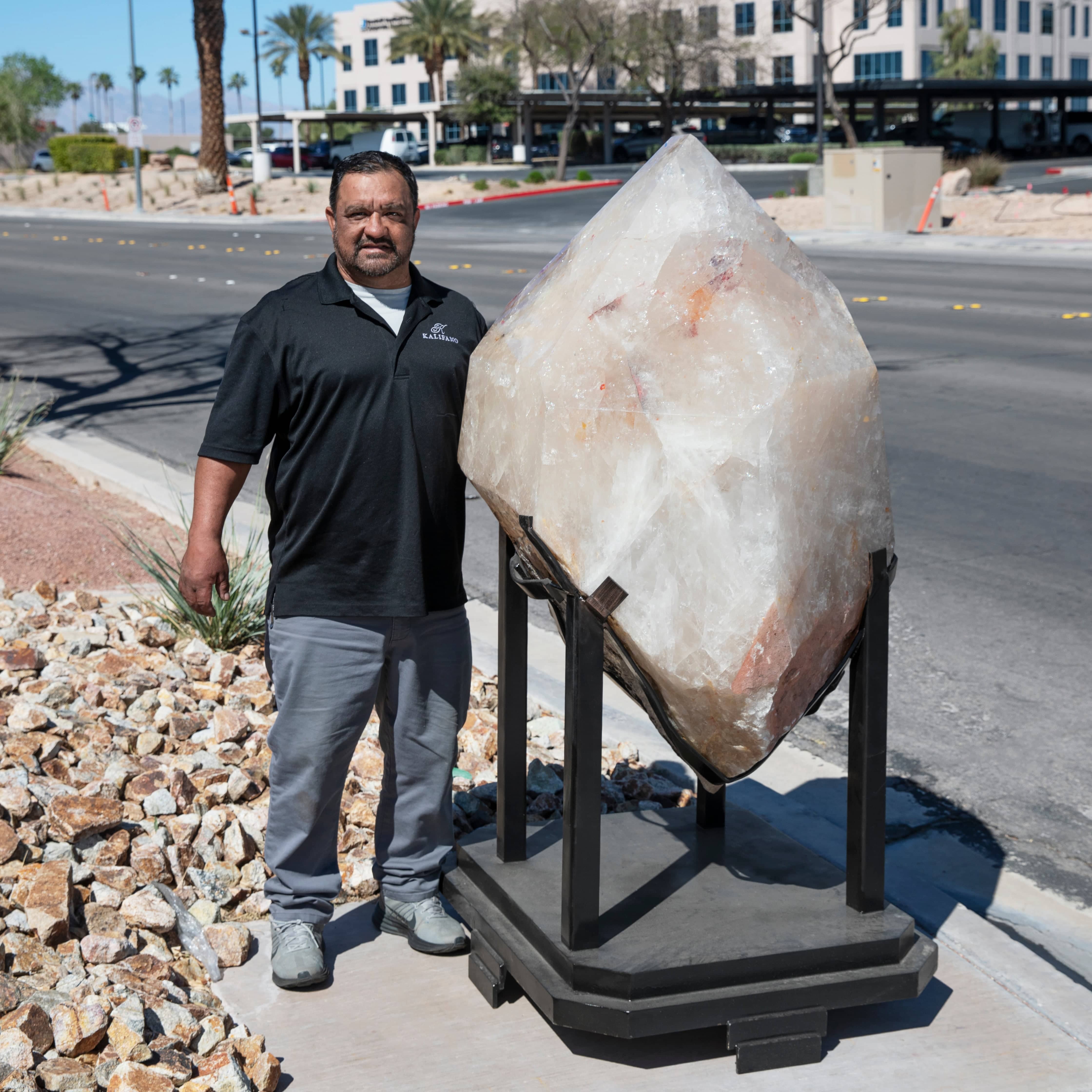 Kalifano Quartz Natural Clear Quartz Obelisk 70" / 2,646 lbs QC600000.001