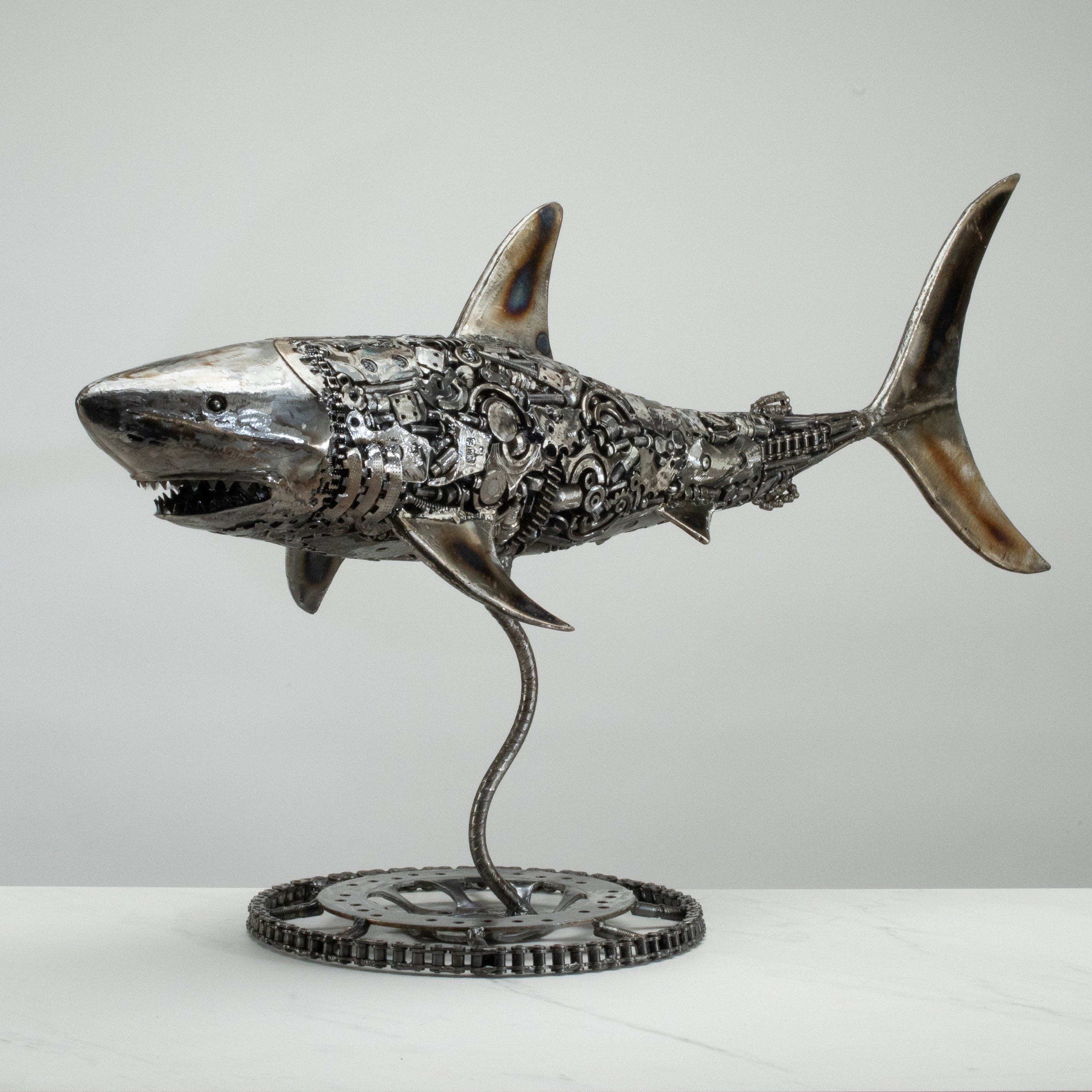 KALIFANO Recycled Metal Art 39" Great White Shark Recycled Metal Art Sculpture RMS-GWS100x52-PK