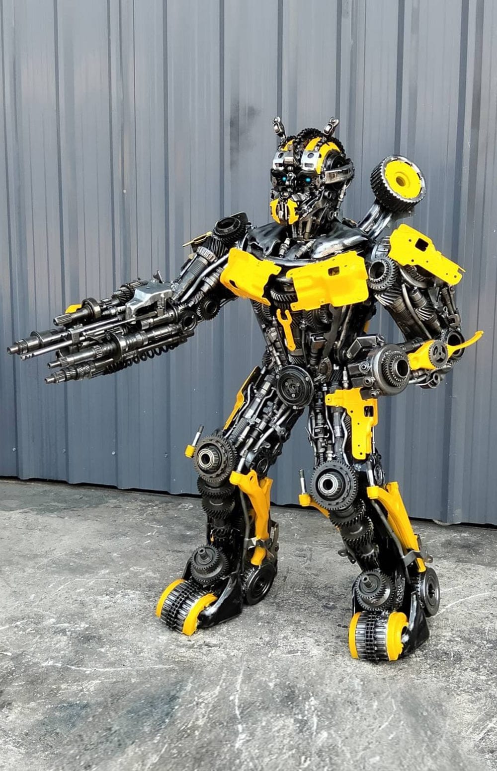 Kalifano Recycled Metal Art 55" Bumblebee Inspired Recycled Metal Art Sculpture RMS-BB140-S13