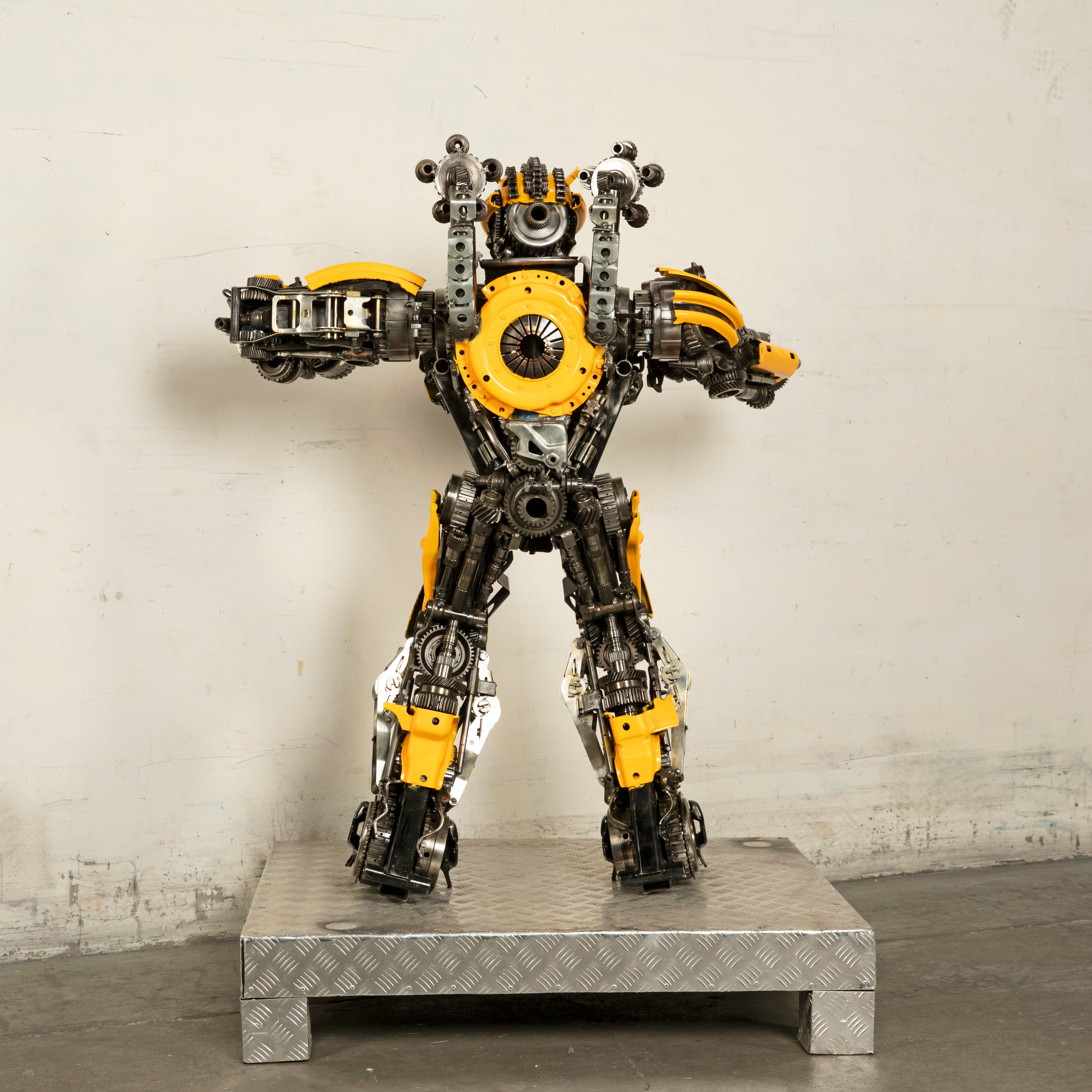 Kalifano Recycled Metal Art 55" Bumblebee Inspired Recycled Metal Art Sculpture RMS-BB140-S16