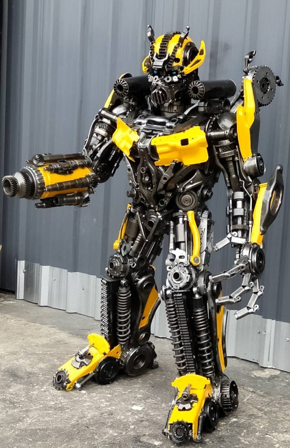 Kalifano Recycled Metal Art 55" Bumblebee Inspired Recycled Metal Art Sculpture RMS-BB140-S20
