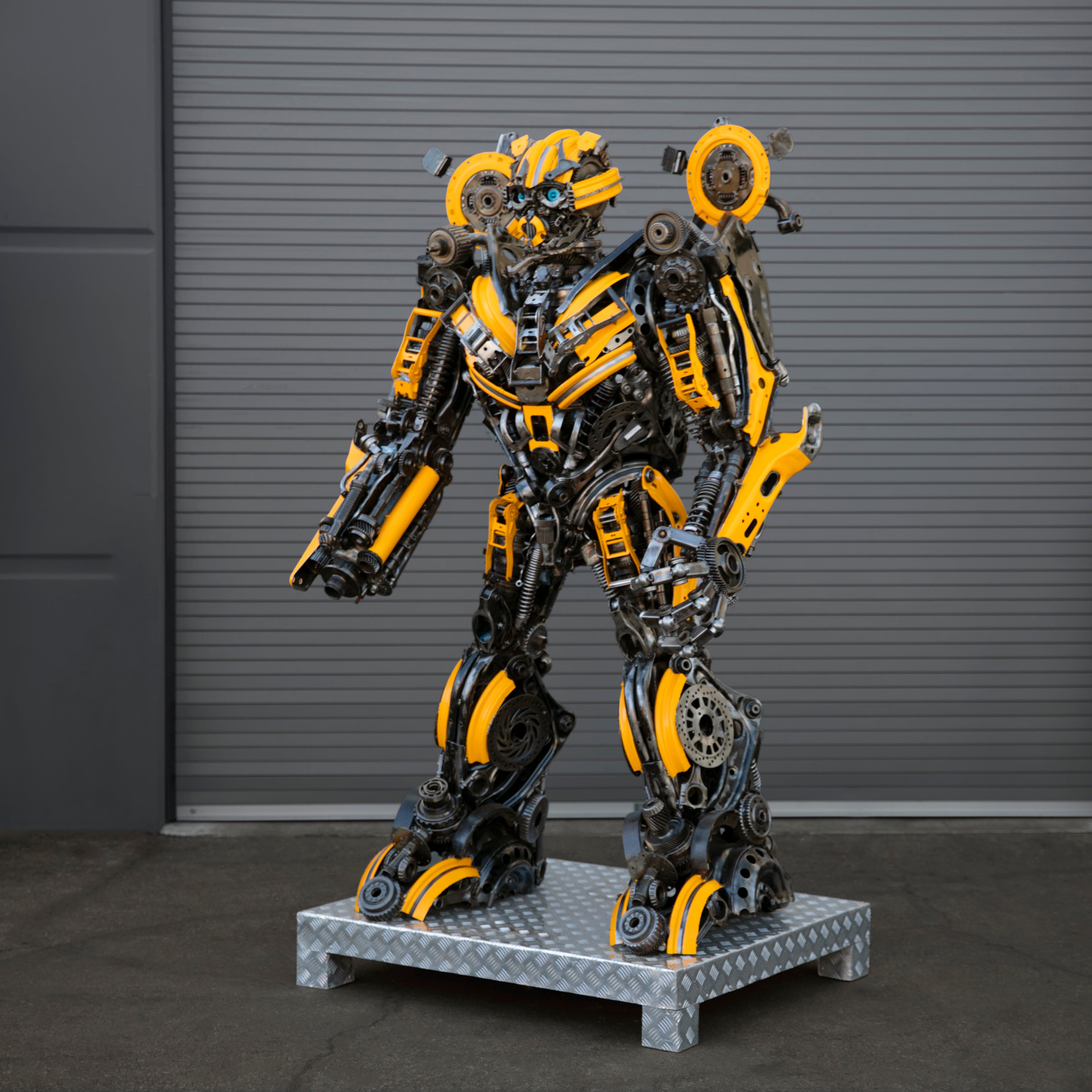 Kalifano Recycled Metal Art 79" Bumblebee Inspired Recycled Metal Art Sculpture RMS-BB200-S38