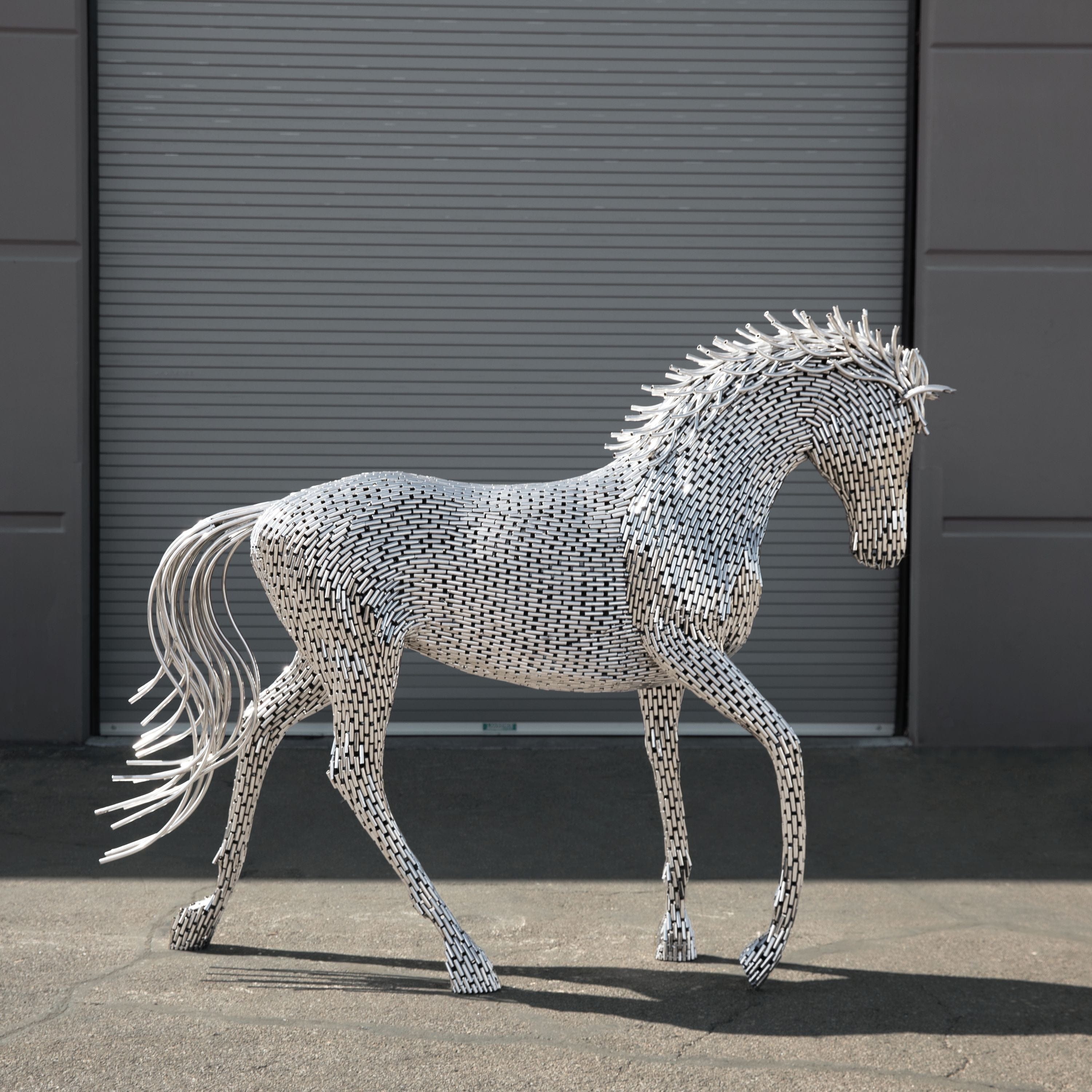 Kalifano Recycled Metal Art Walking Horse Stainless Steel Pipe Sculpture SSS-H252