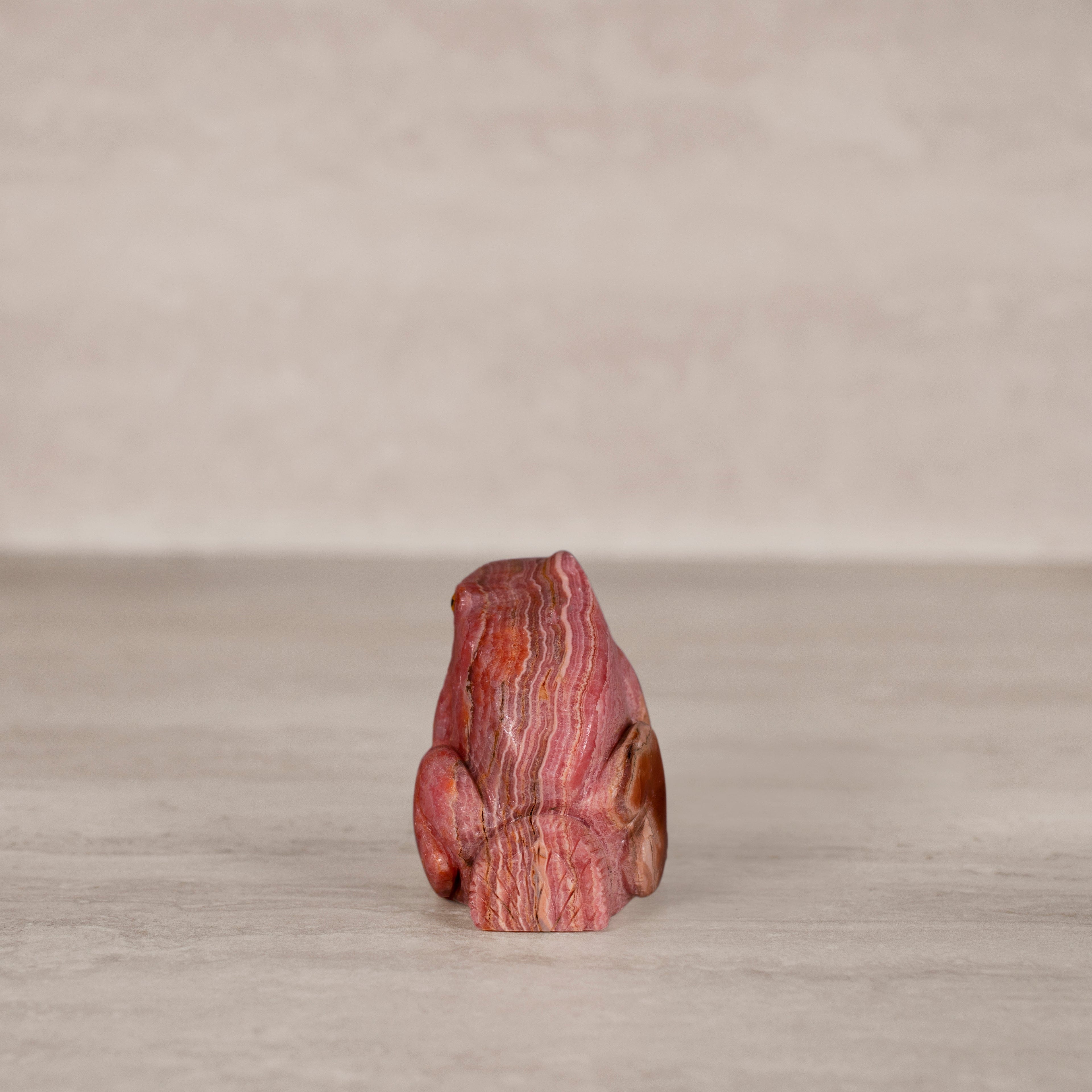 Kalifano Rhodochrosite Rhodochrosite Frog Carving from Argentina - 2.75" / 340 g RC2200.001
