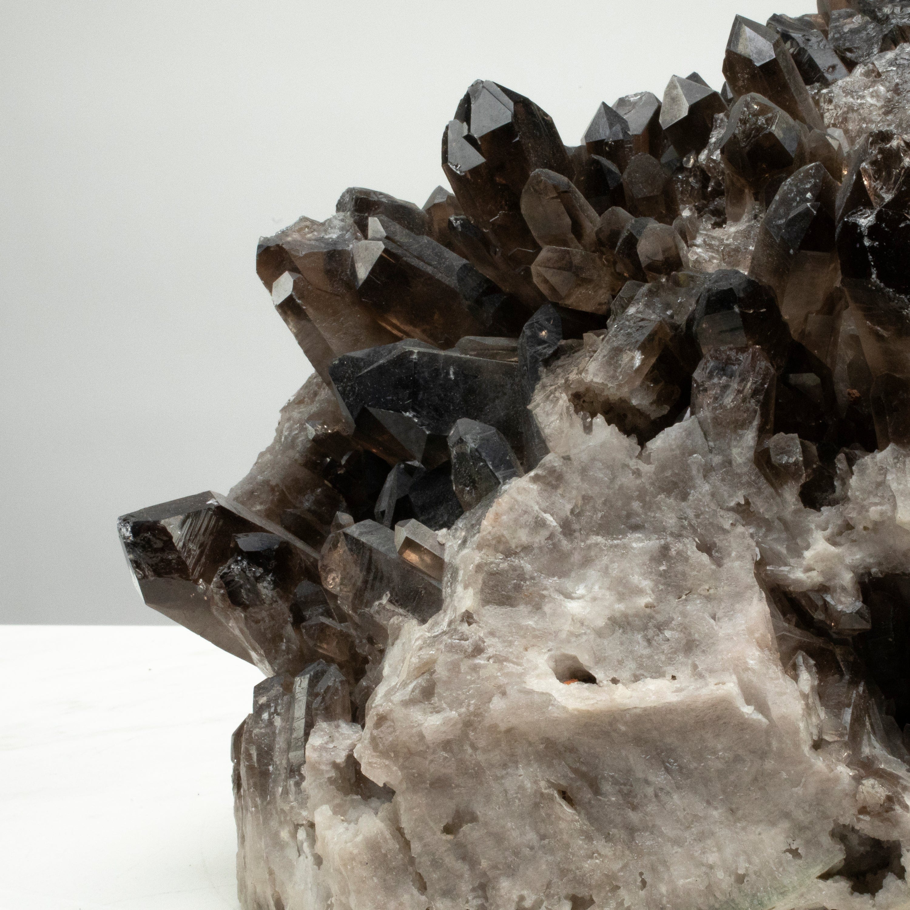Kalifano Smoky Quartz Smoky Quartz Cluster from Brazil - 15" / 39.2 lbs SQ7800.005
