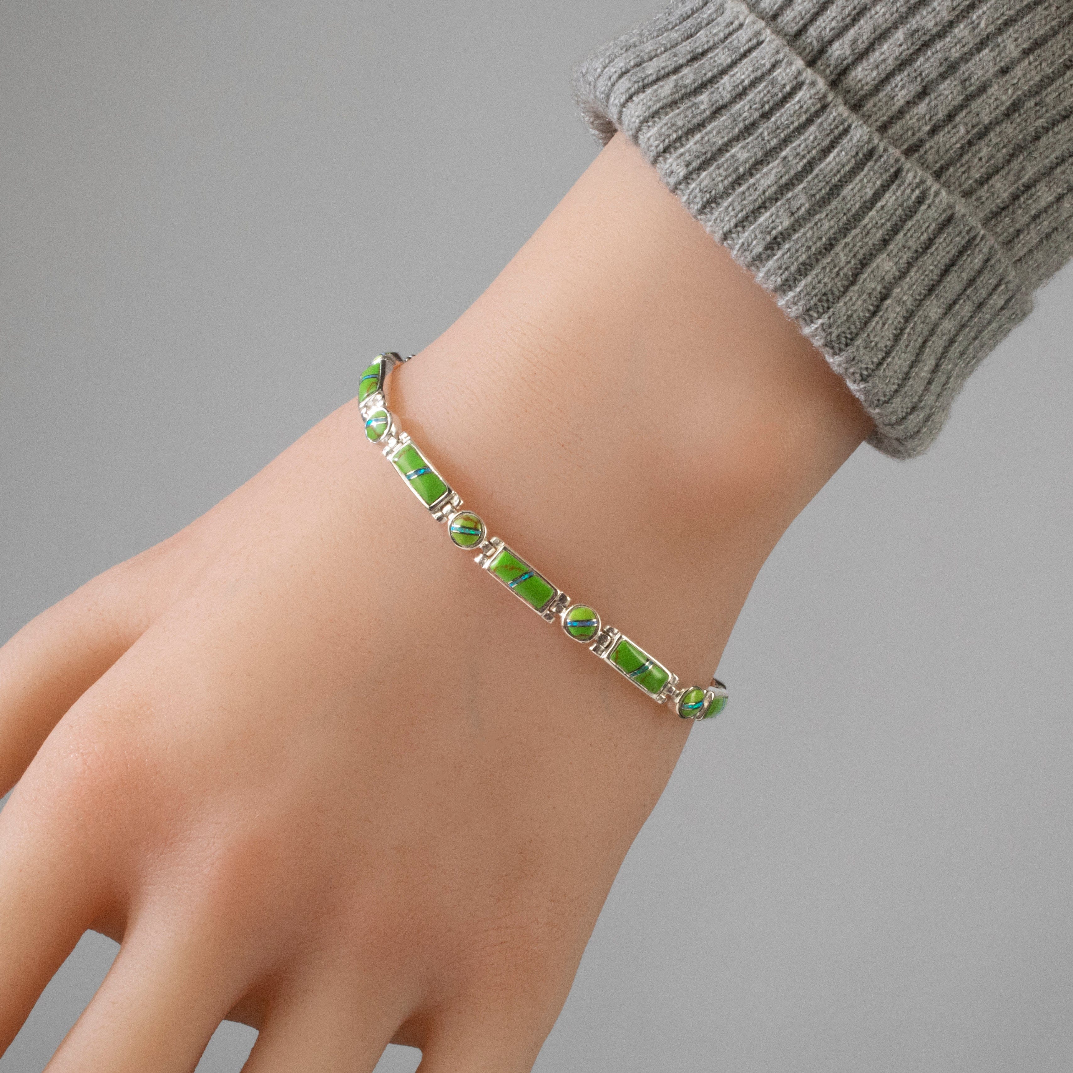Kalifano Southwest Silver Jewelry Gaspeite 925 Sterling silver USA Handmade Bracelet NMB.0218.GP