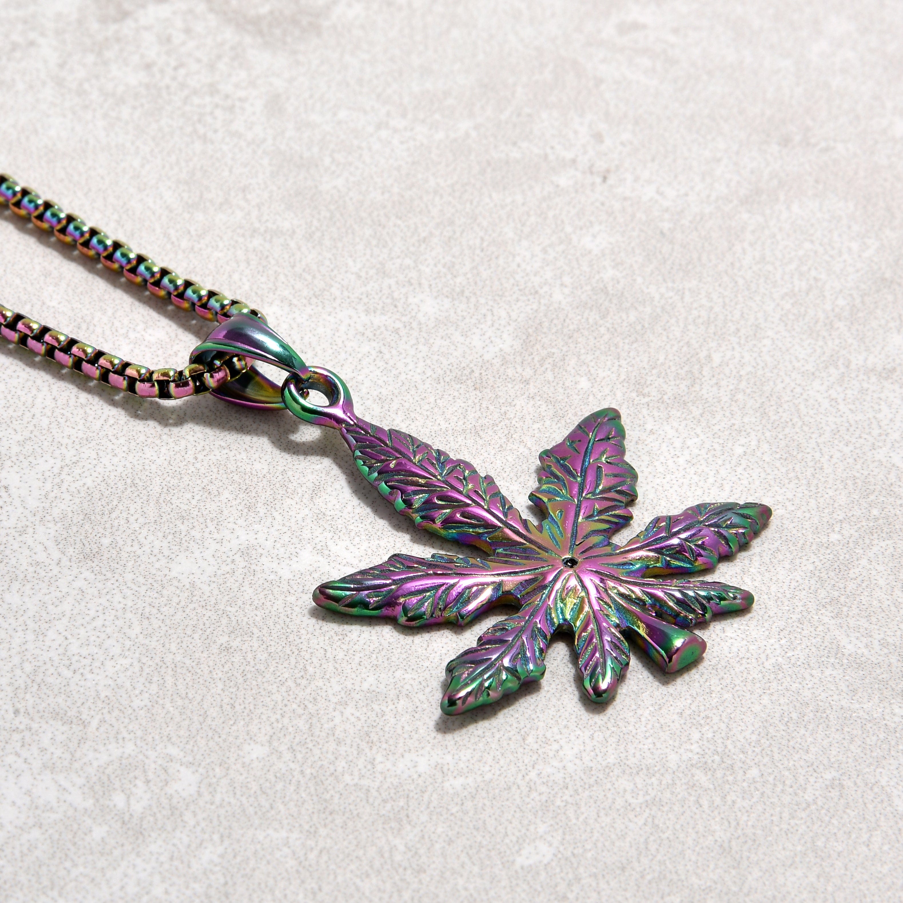 Kalifano Steel Hearts Jewelry Aurora Borealis Hemp Leaf Steel Hearts Necklace SHN503-AB