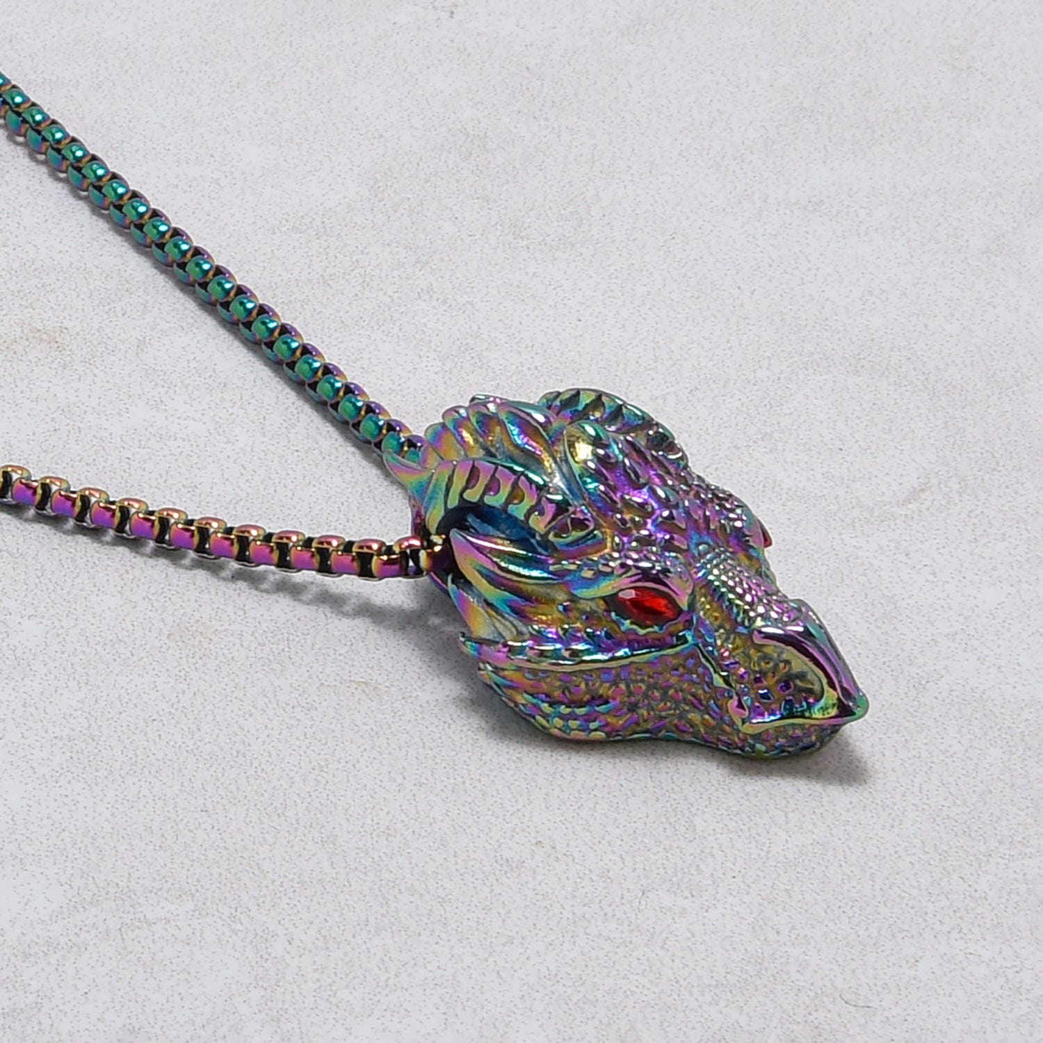 Kalifano Steel Hearts Jewelry Aurora Borealis Red Eyed Dragon Steel Hearts Necklace SHN532-AB