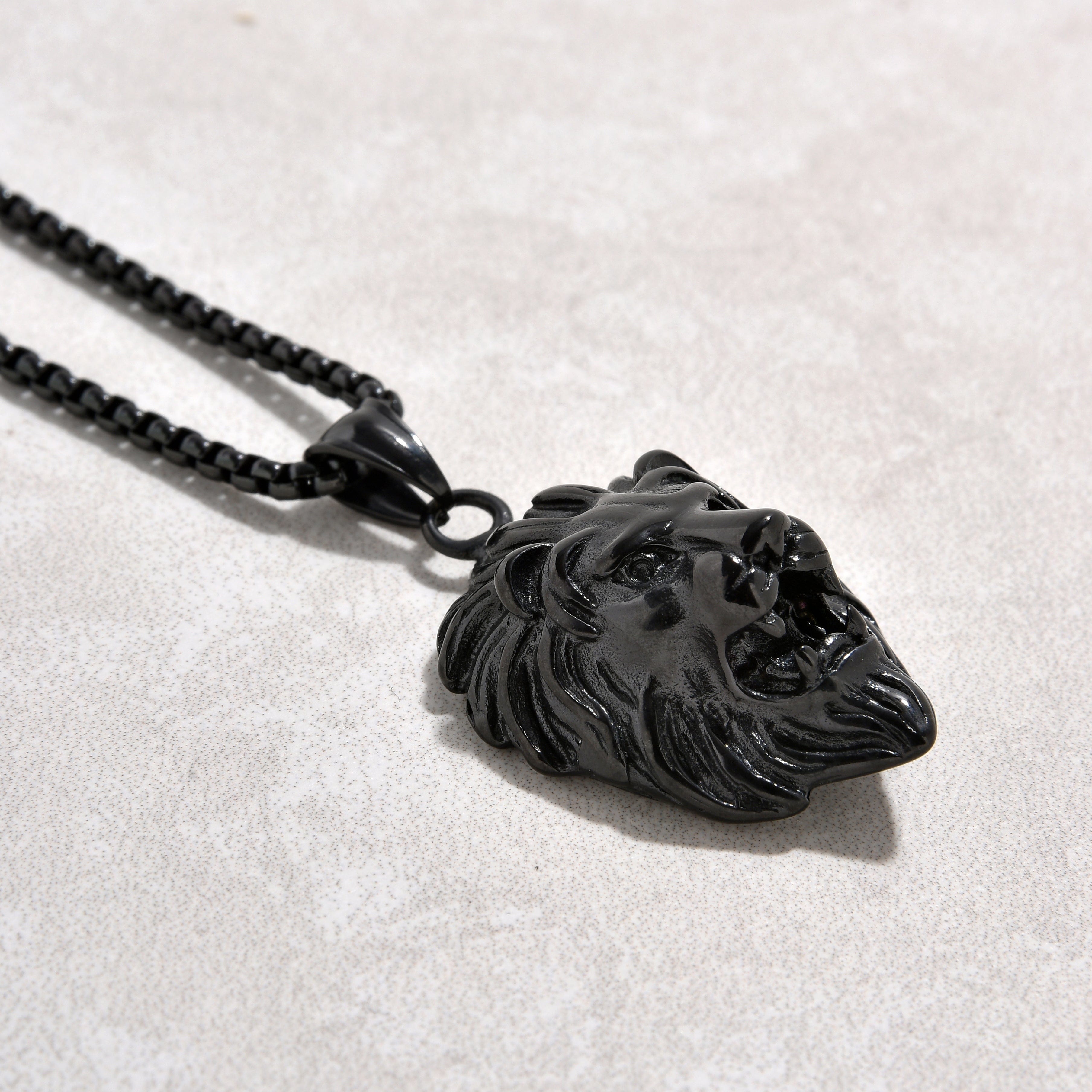 Kalifano Steel Hearts Jewelry Black Lion Steel Hearts Necklace SHN510-B