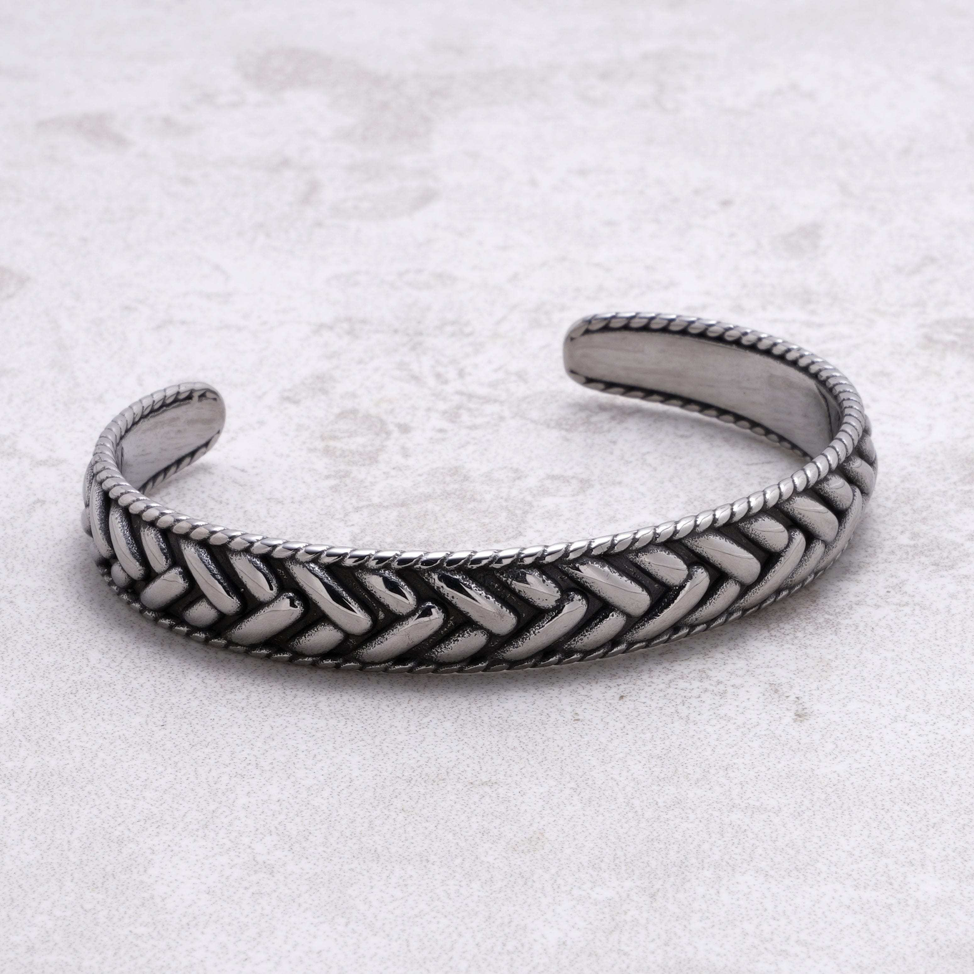 Kalifano Steel Hearts Jewelry French Woven Steel Hearts Cuff SHC004-S