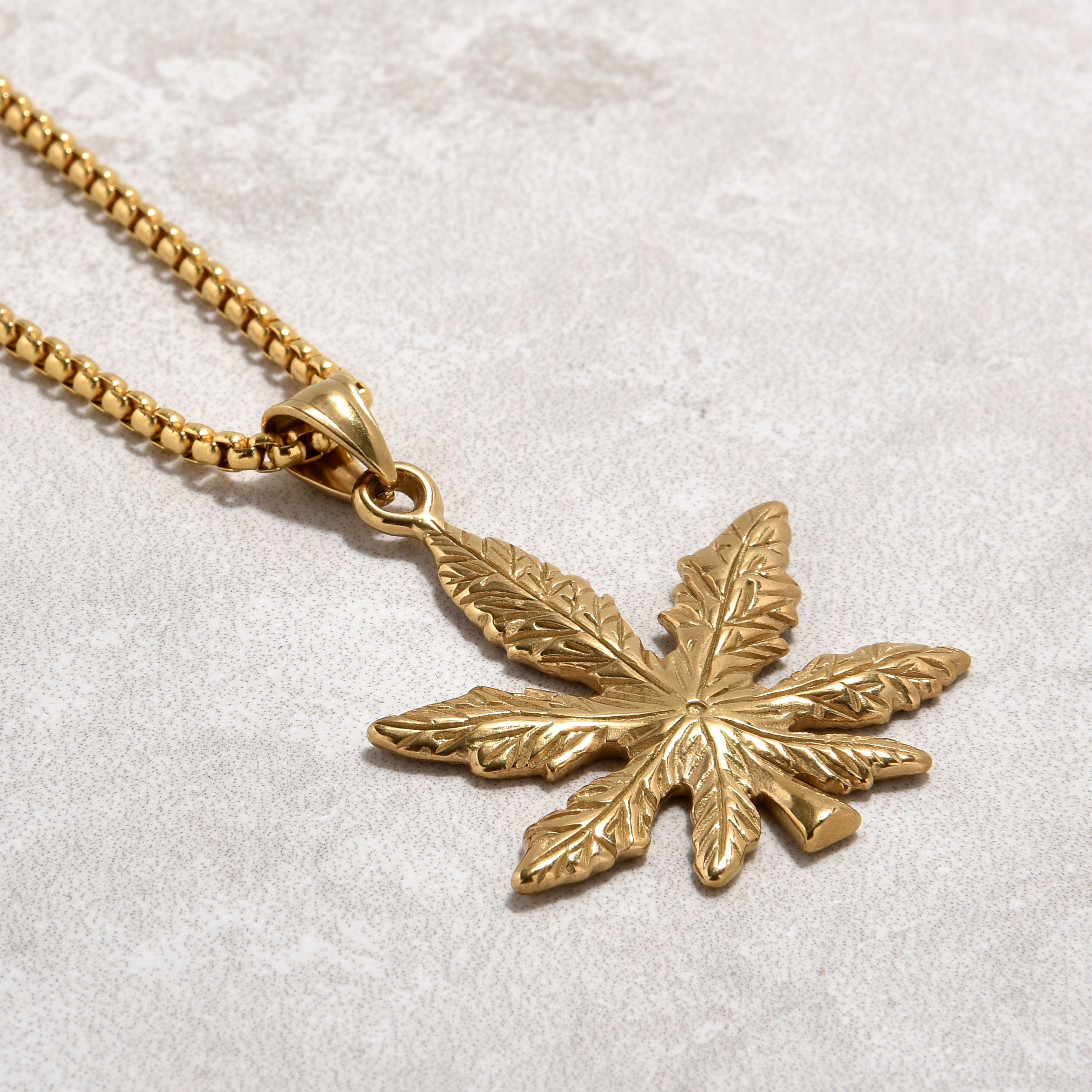 Kalifano Steel Hearts Jewelry Gold Hemp Leaf Steel Hearts Necklace SHN503-G