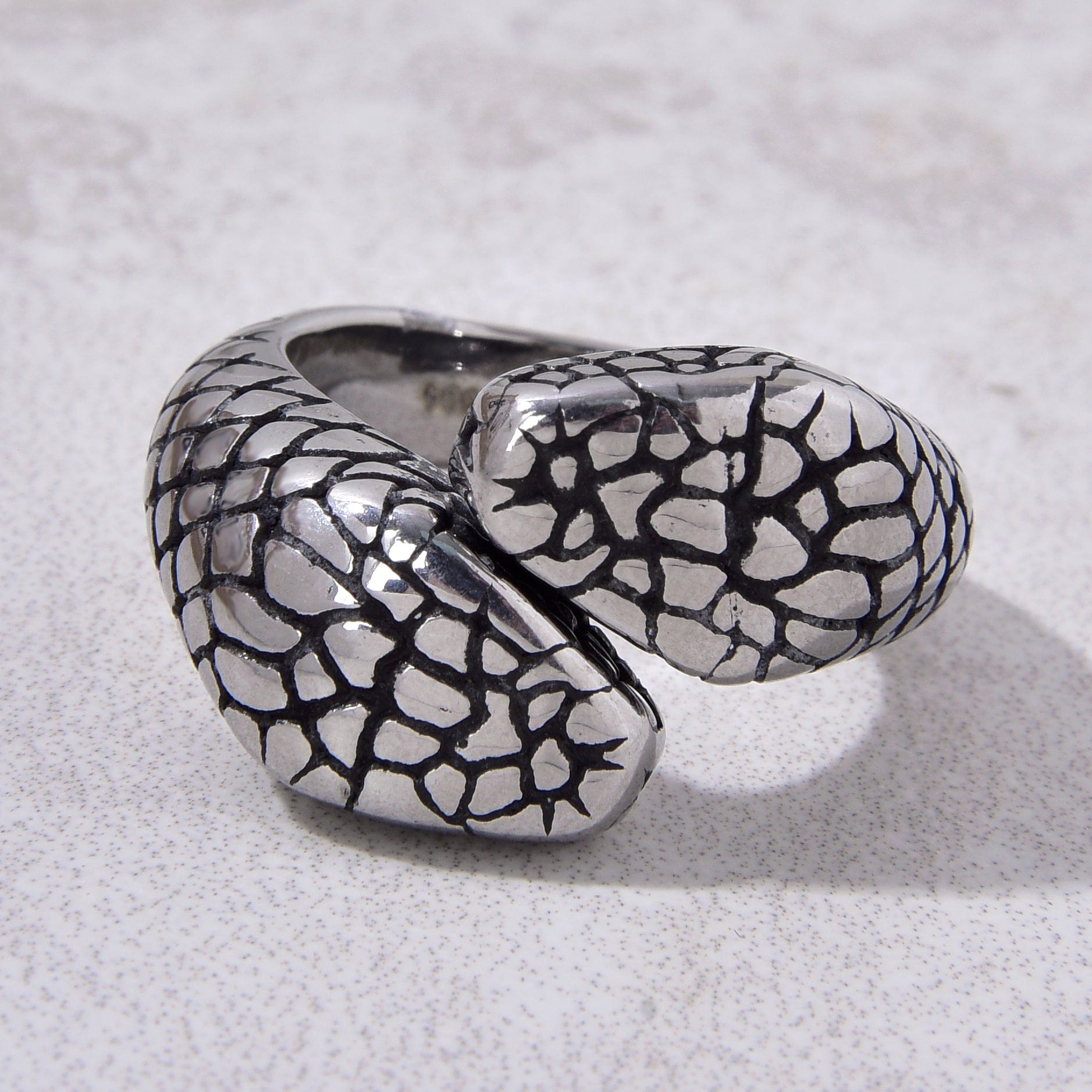 Kalifano Steel Hearts Jewelry Silver Amphisbaena Steel Hearts Ring