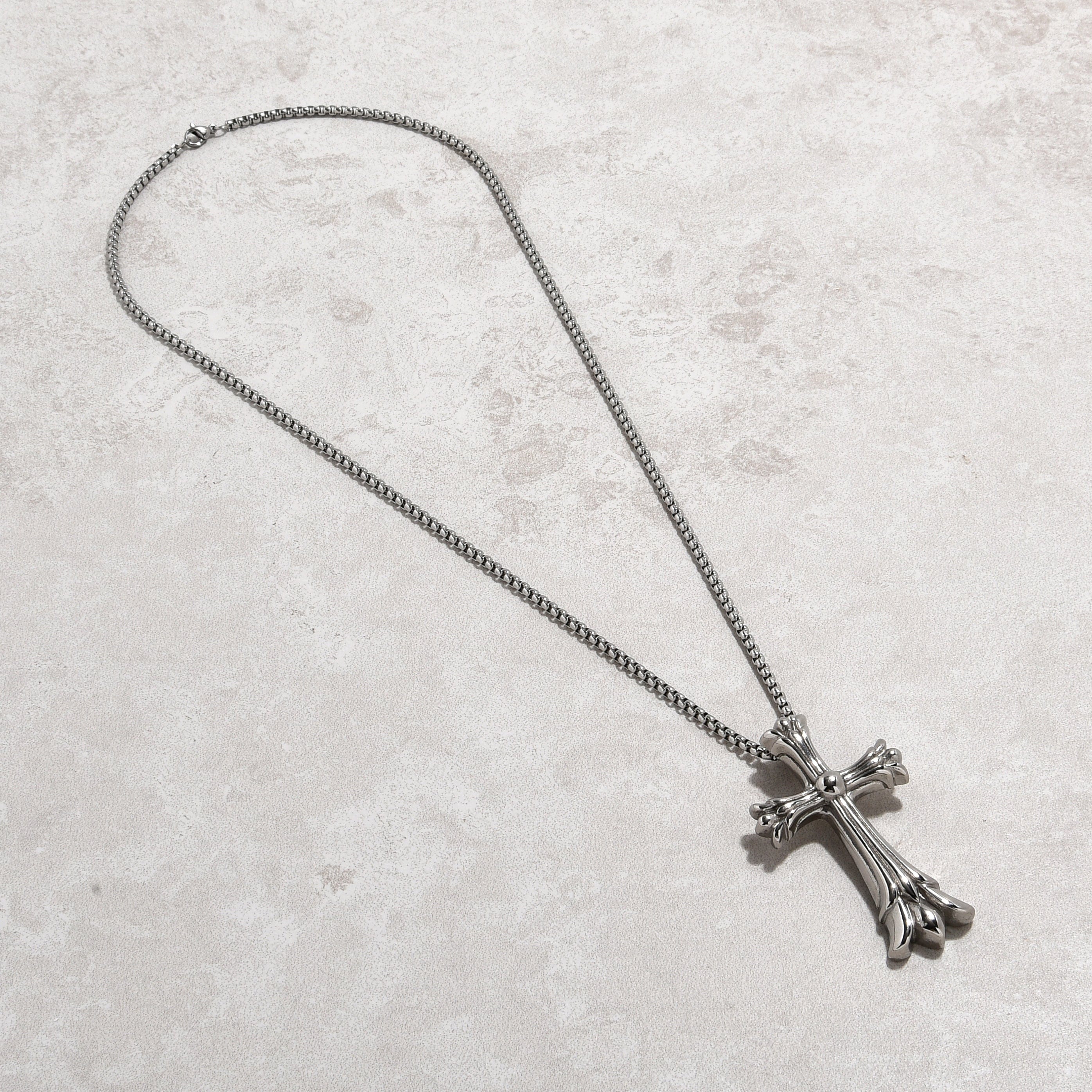 Kalifano Steel Hearts Jewelry Silver Cross Steel Hearts Necklace SHN530-S