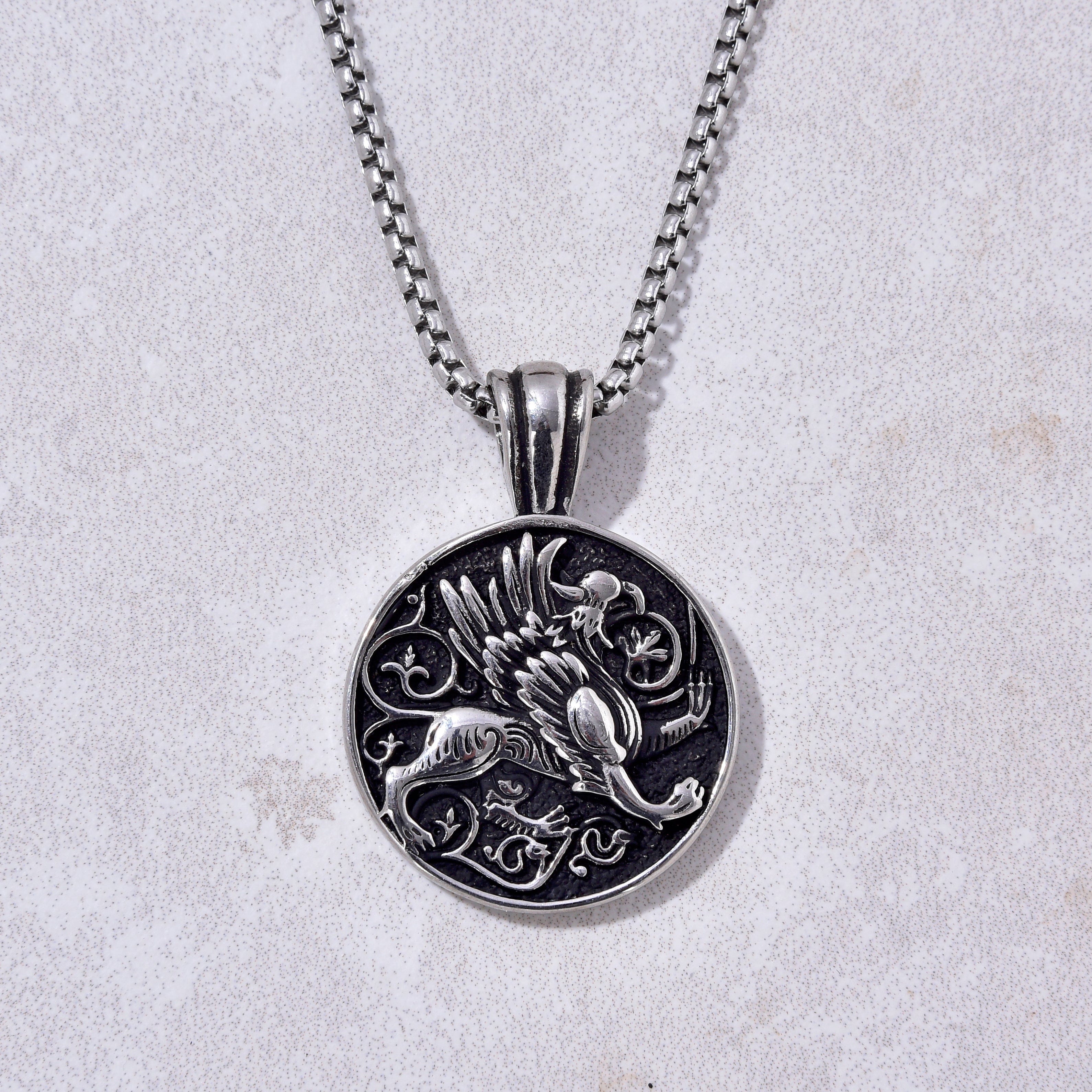 Kalifano Steel Hearts Jewelry Silver Steel Hearts Necklace SHN534-S