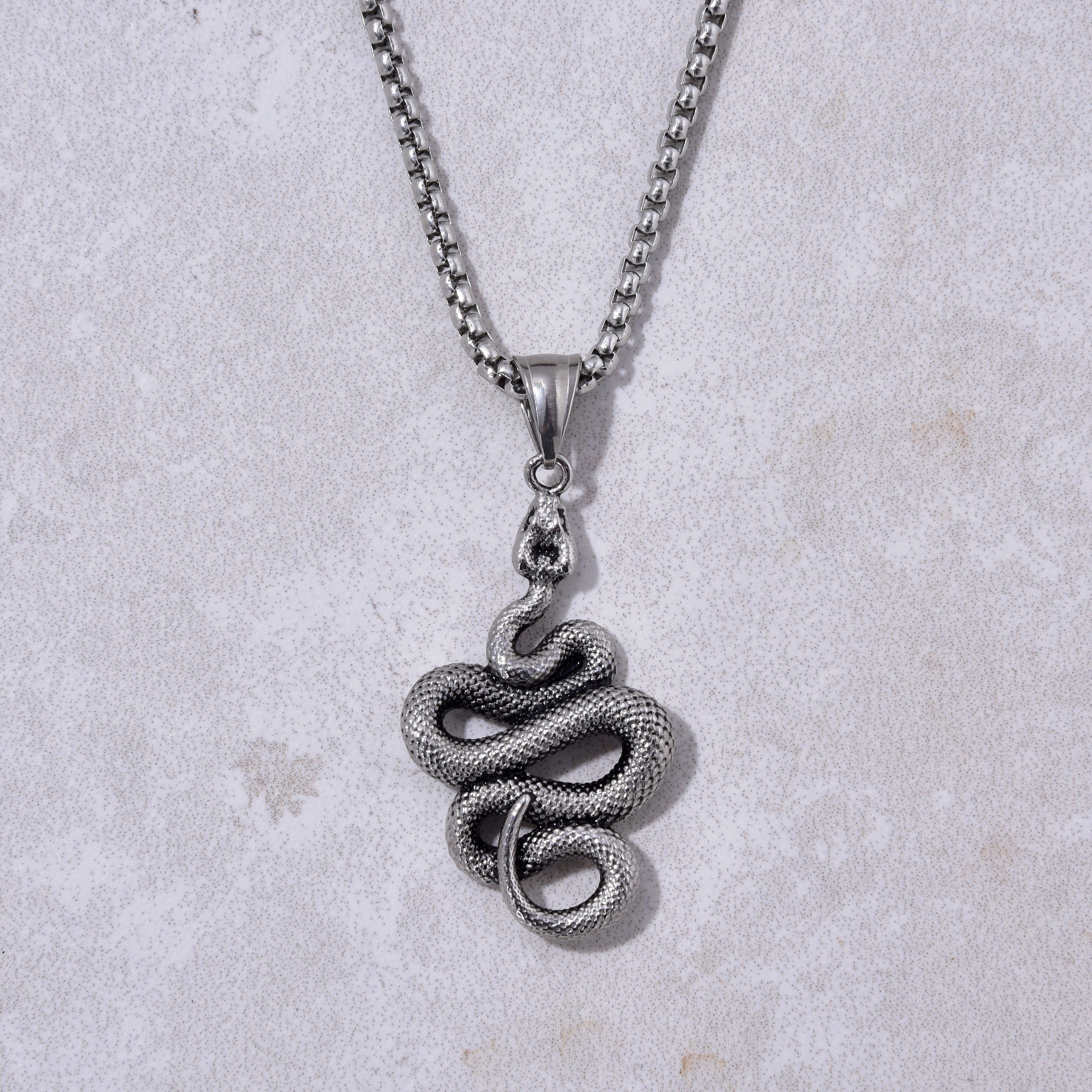 Kalifano Steel Hearts Jewelry Silver Steel Hearts Necklace SHN535-S