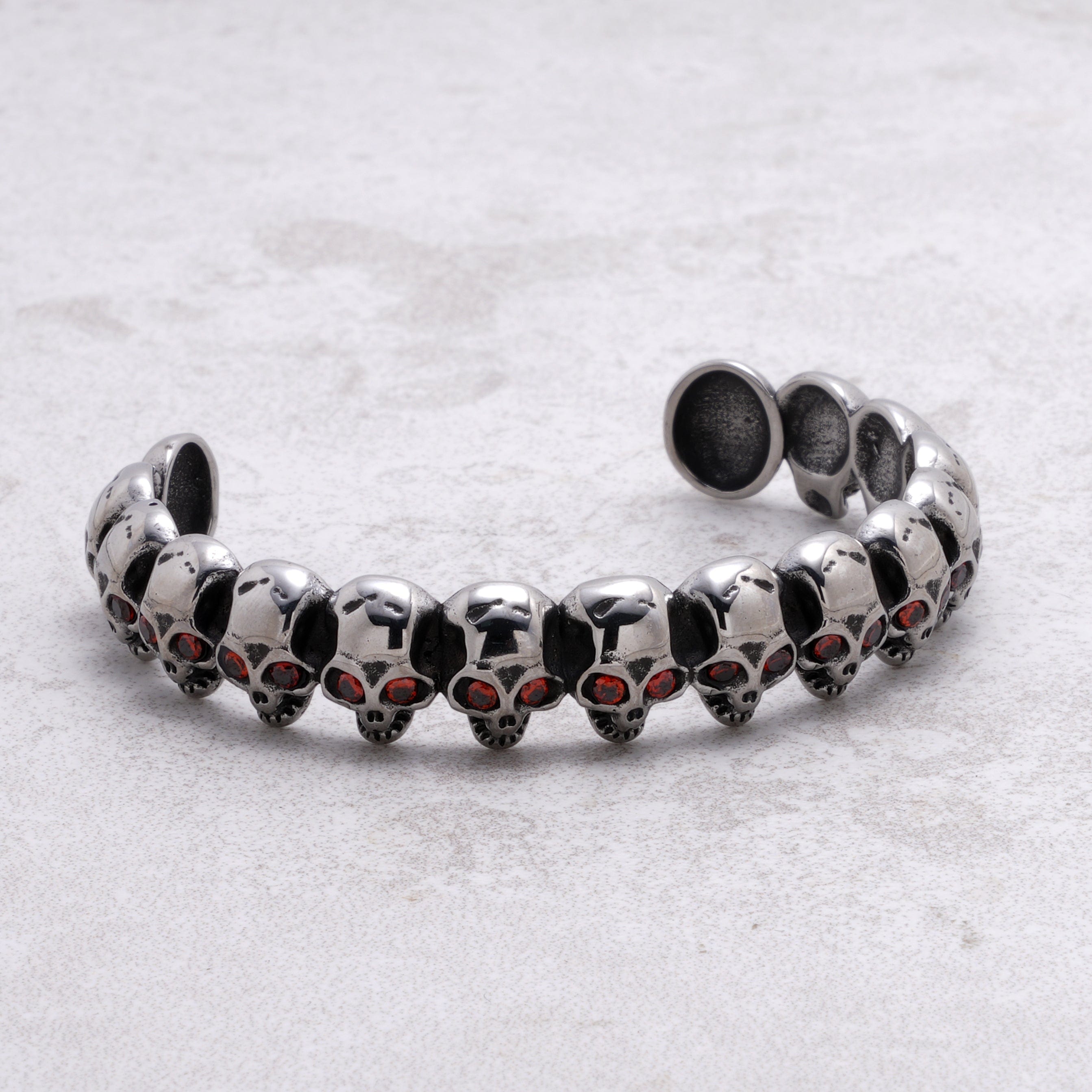 Kalifano Steel Hearts Jewelry Skull Master Steel Hearts Cuff SHC009-S
