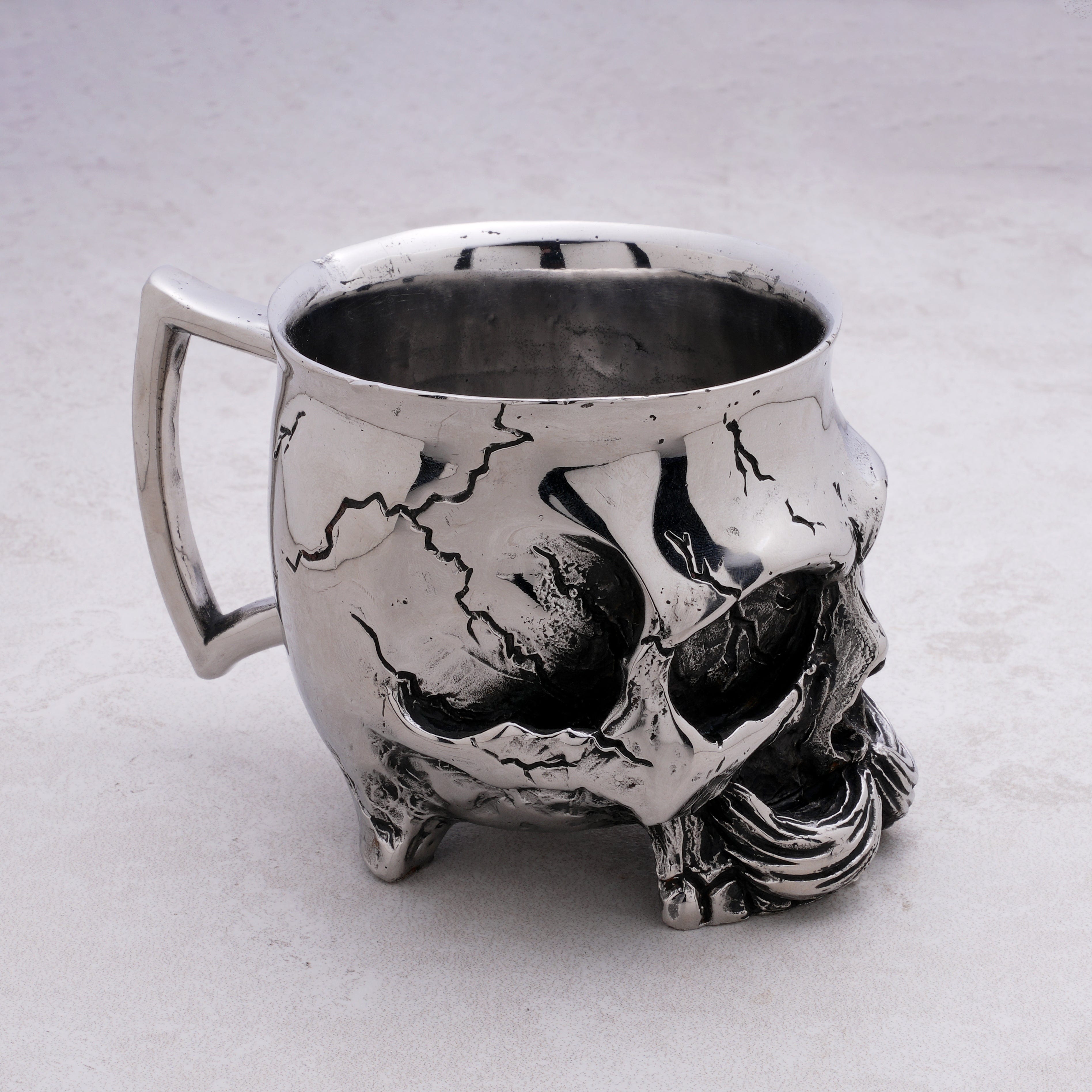 Kalifano Steel Hearts Jewelry Stainless Steel Skull engraved Cup SHCUP