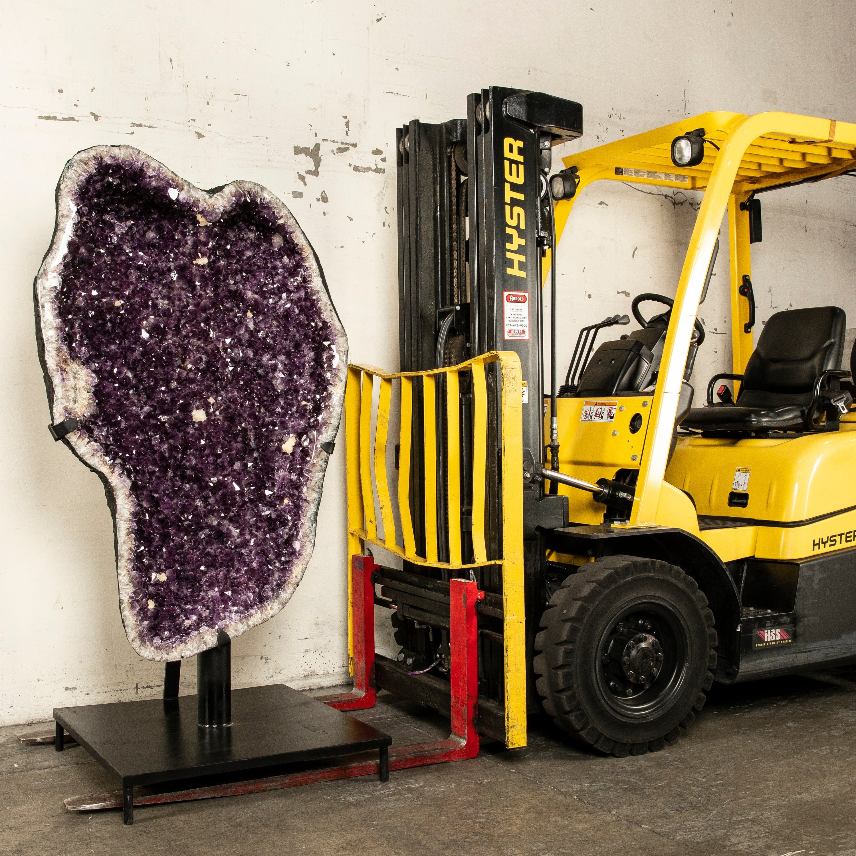 Kalifano Amethyst Amethyst Geode - 73 in. / 719 lbs BAG140000.002