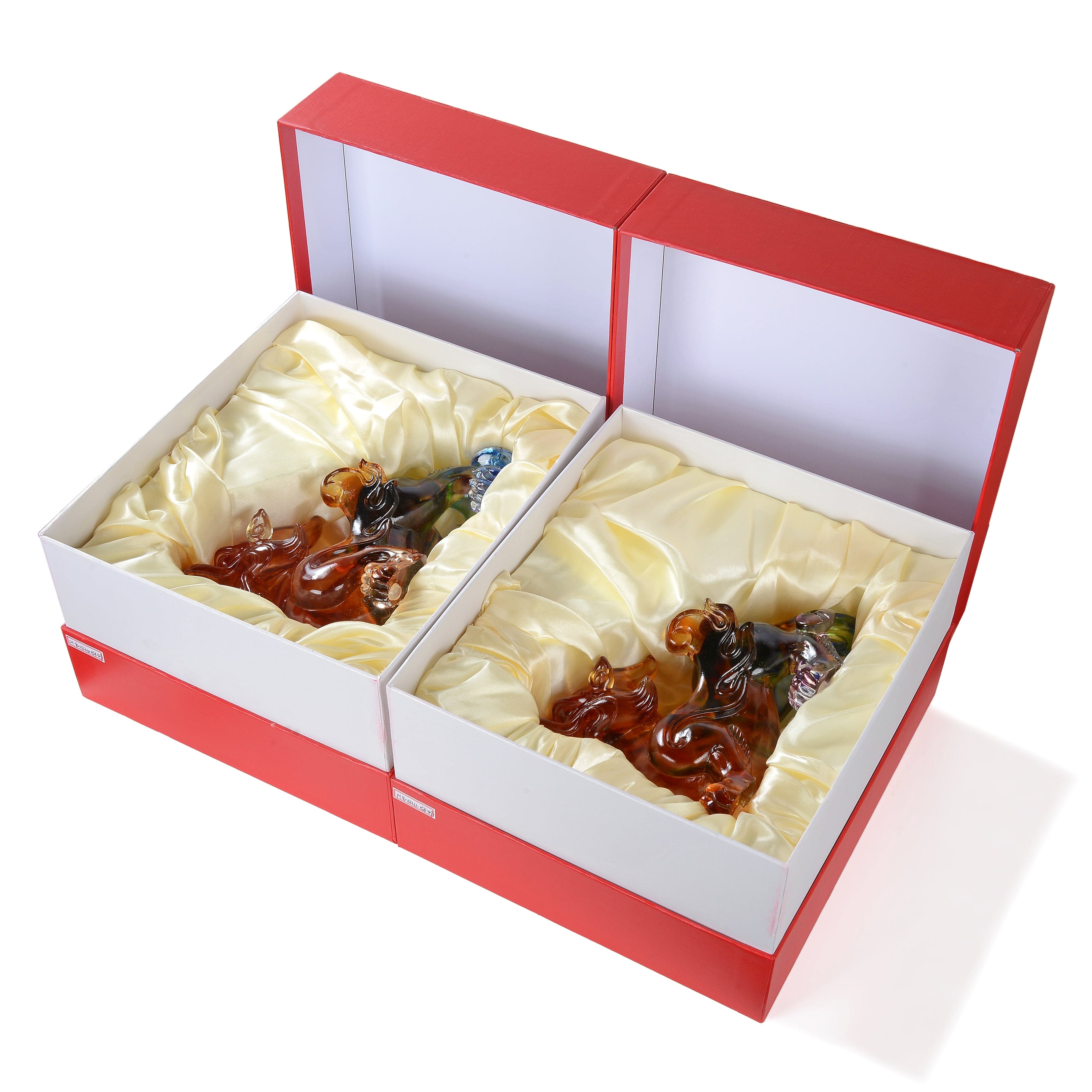 Kalifano Crystal Carving Protective Foo Dog Crystal Carving Pair - A Symbol of Good Luck and Protection CR3000-PIS
