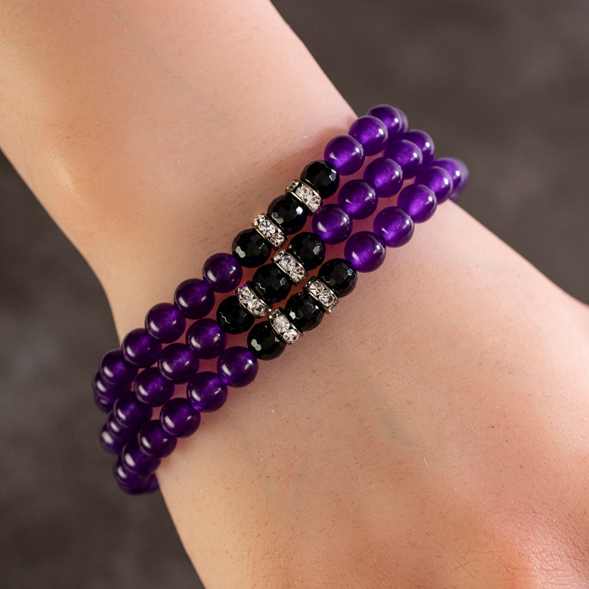 Kalifano Gemstone Bracelets Amethyst 6mm with Black Agate and Crystal Accent Beads Triple Wrap Elastic Gemstone Bracelet WHITE-BGI3-016