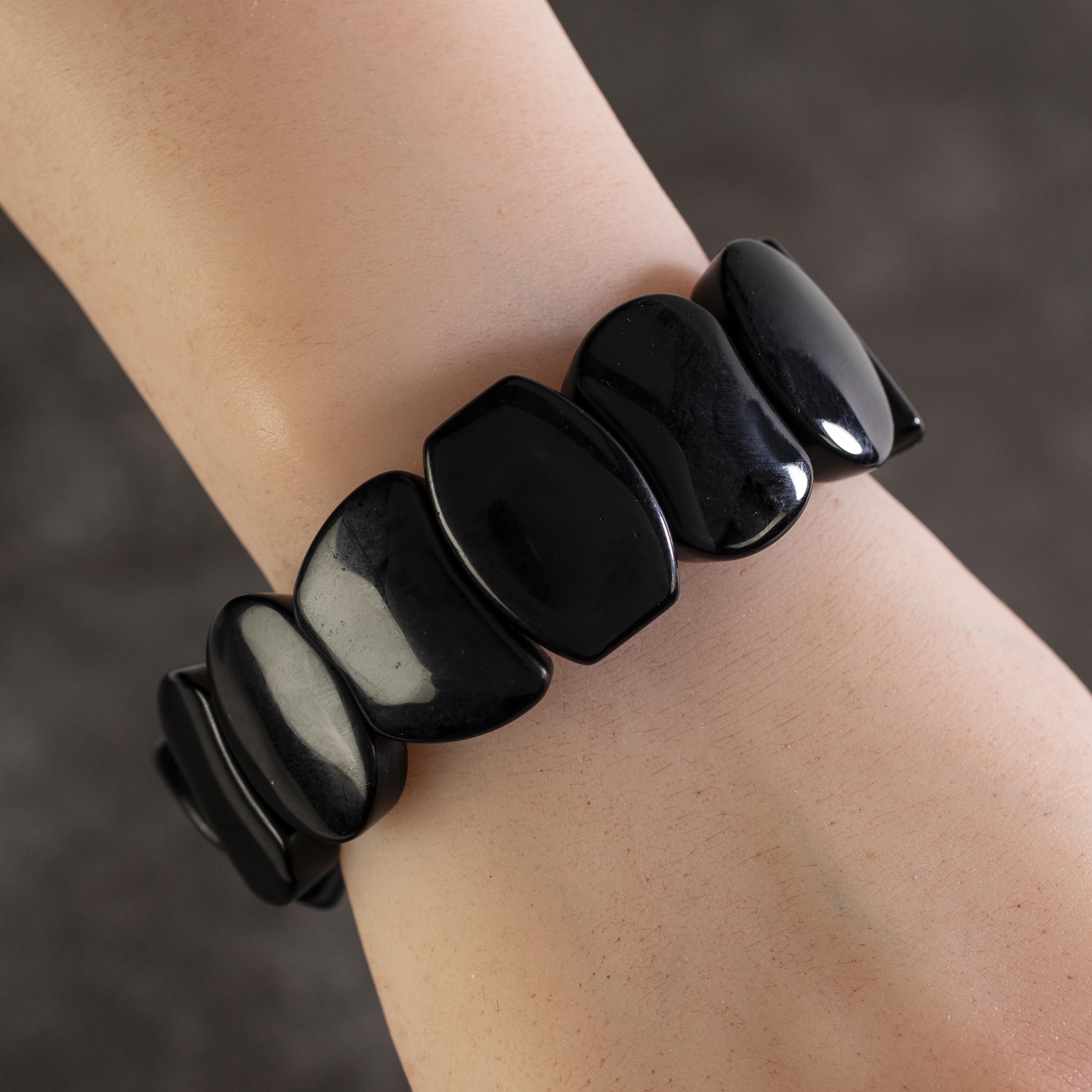 Kalifano Gemstone Bracelets Black Agate Stretch Natural Gemstone Bracelet GOLD-BGP-012