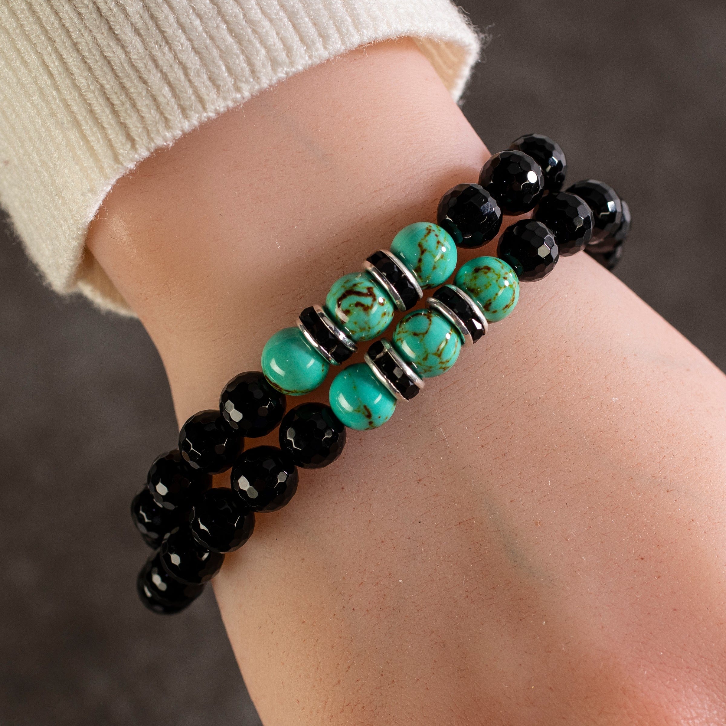 Kalifano Gemstone Bracelets Faceted Black Agate 8mm Beads with Howlite Turquoise and Black and Silver Accent Beads Double Wrap Elastic Gemstone Bracelet WHITE-BGI2-038