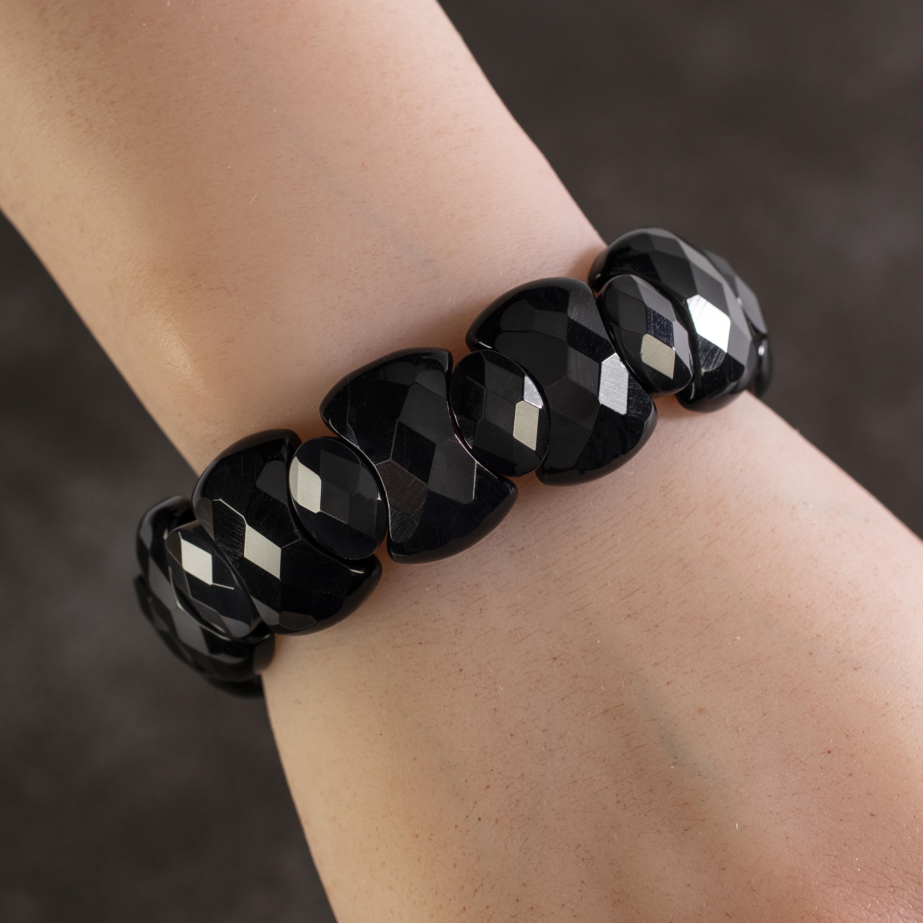 Kalifano Gemstone Bracelets Faceted Black Agate Stretch Natural Gemstone Bracelet GOLD-BGP-003
