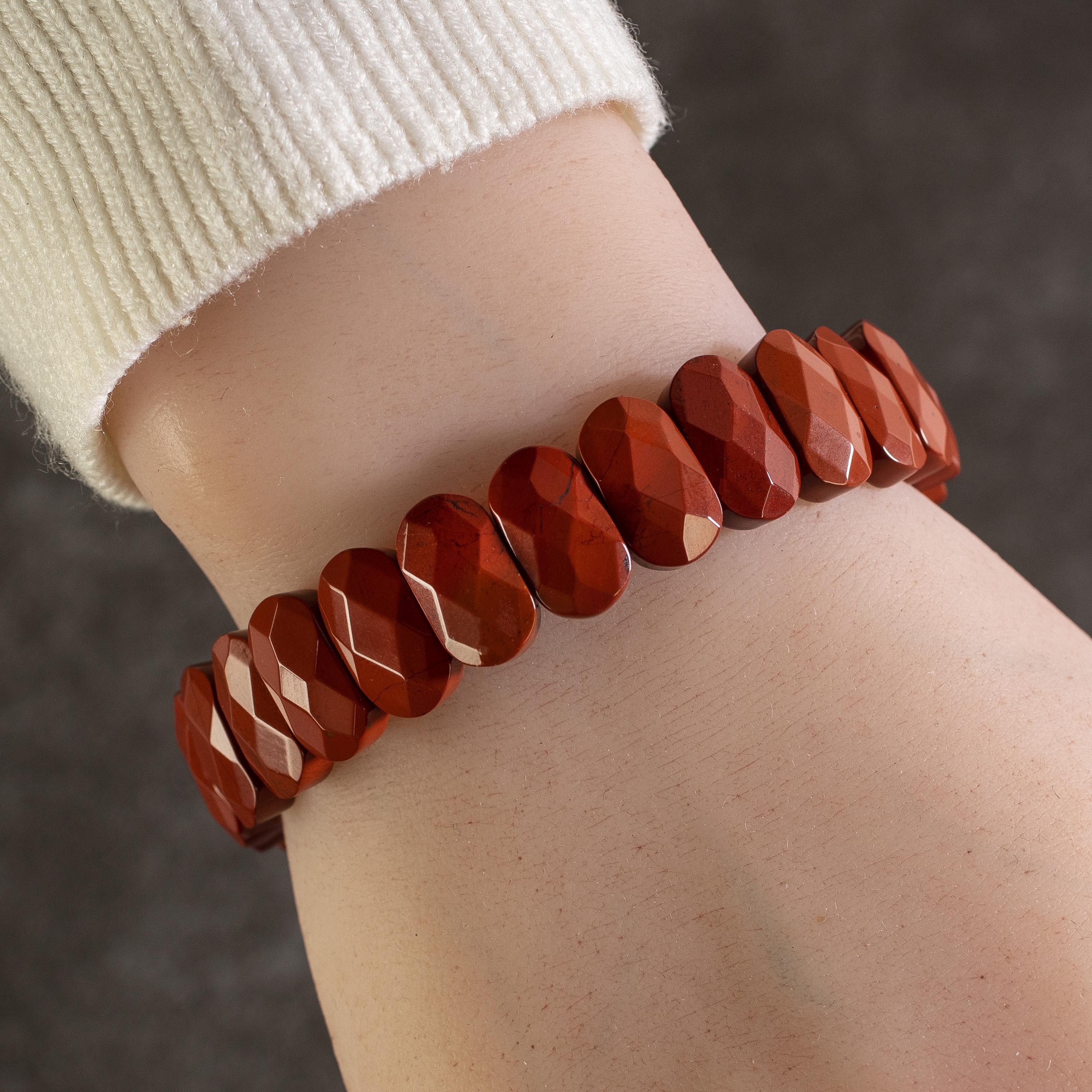 Kalifano Gemstone Bracelets Faceted Carnelian Gemstone Elastic Bracelet RED-BGP-018