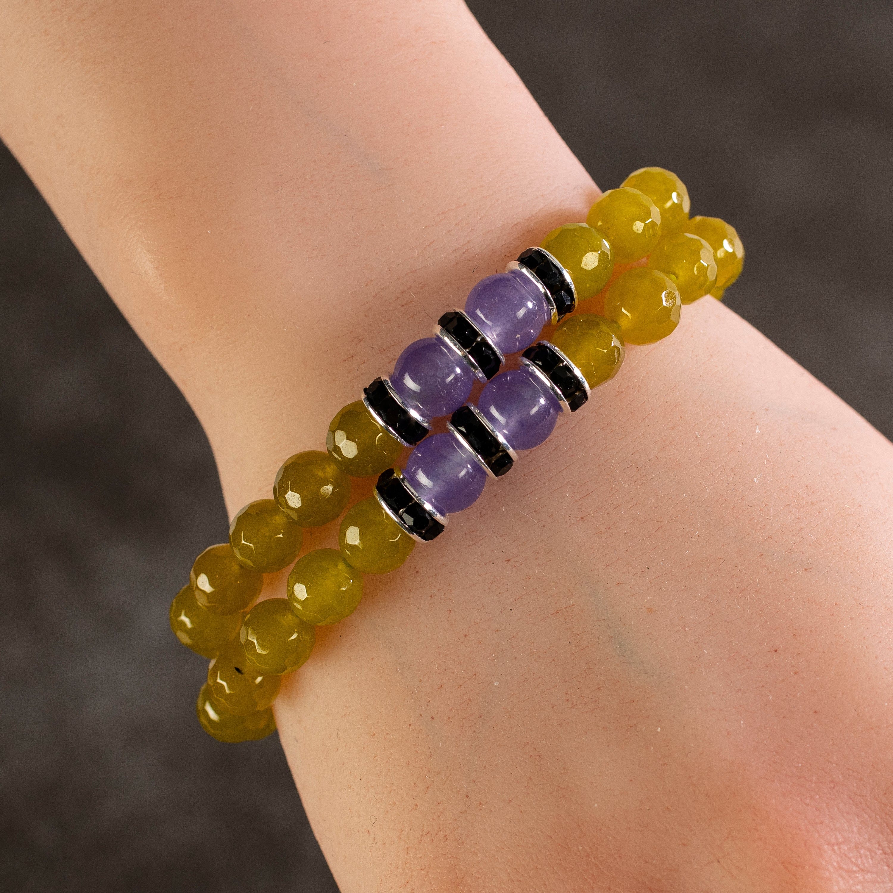Kalifano Gemstone Bracelets Faceted Green Agate 8mm Beads with Purple Agate and Black and Silver Accent Beads Double Wrap Elastic Gemstone Bracelet WHITE-BGI2-026