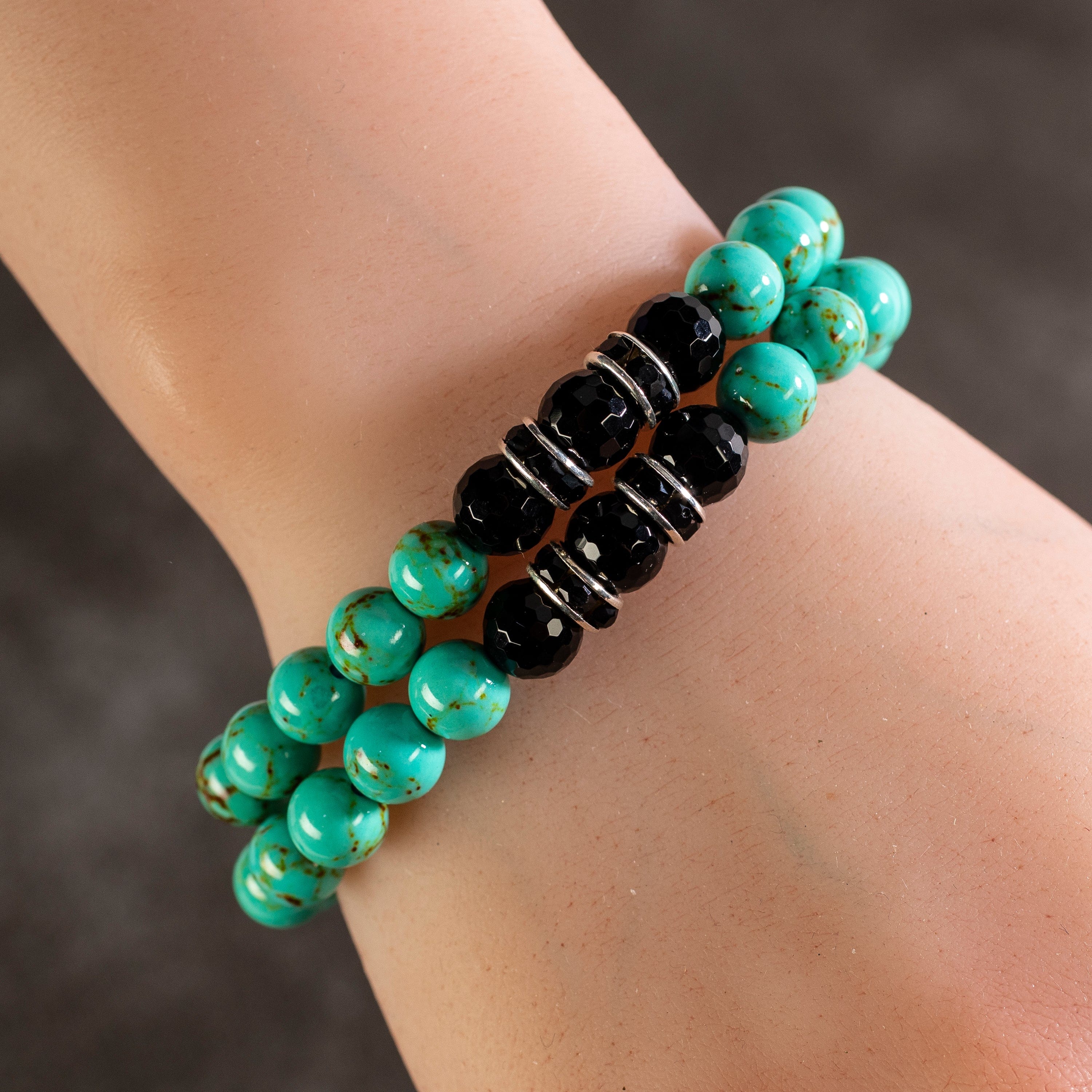 Kalifano Gemstone Bracelets Howlite Turquoise 8mm Beads with Black Agate and Black & Silver Accent Beads Double Wrap Elastic Gemstone Bracelet WHITE-BGI2-001