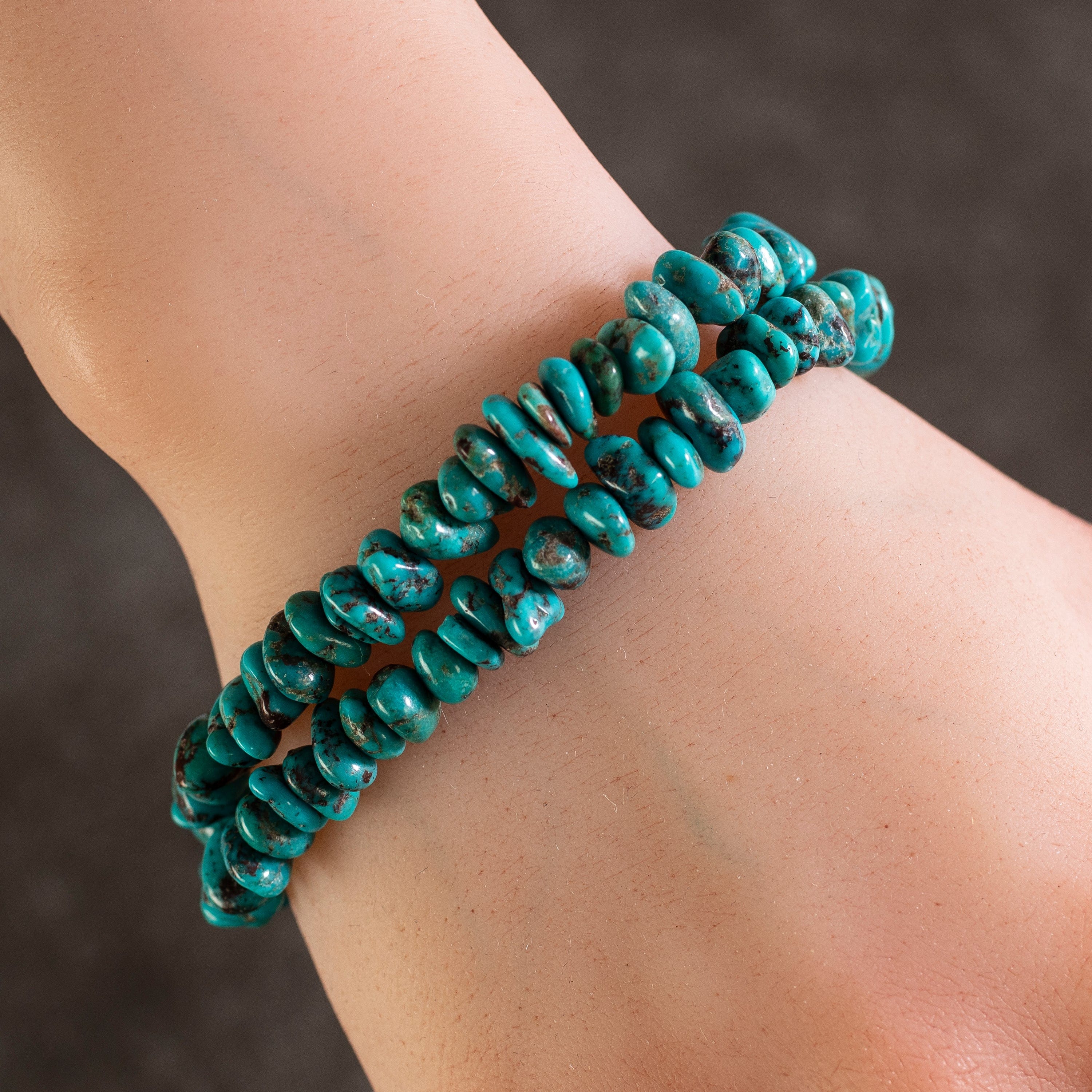 Kalifano Gemstone Bracelets Natural Turquoise Chips Double Wrap Elastic Gemstone Bracelet WHITE-BGI2-016