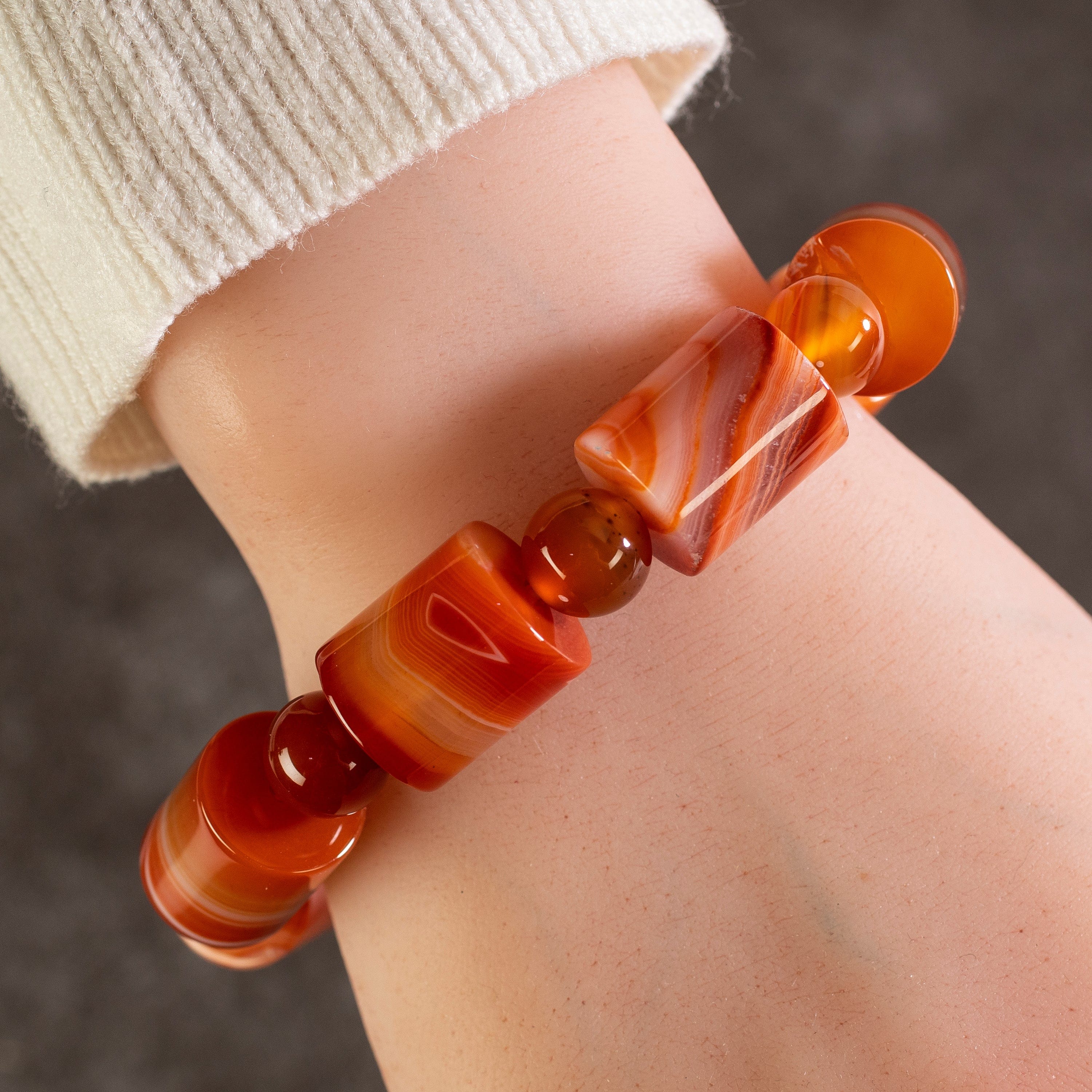 Kalifano Gemstone Bracelets Round and Cylindrical Carnelian Gemstone Elastic Bracelet WHITE-BGP-020