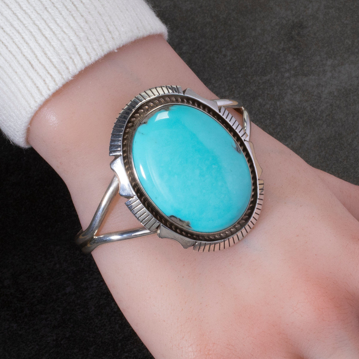 Kalifano Native American Jewelry Eddie Secatero Navajo Campitos Turquoise USA Native American Made 925 Sterling Silver Cuff NAB1400.002