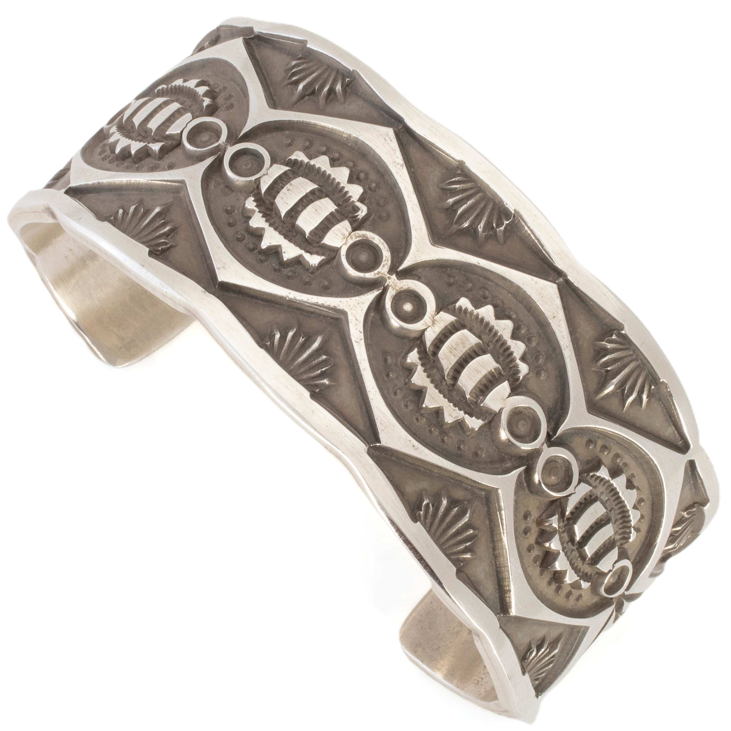 Kalifano Native American Jewelry Jerrold Tahe Navajo USA Native American Made 925 Sterling Silver Cuff NAB2600.003