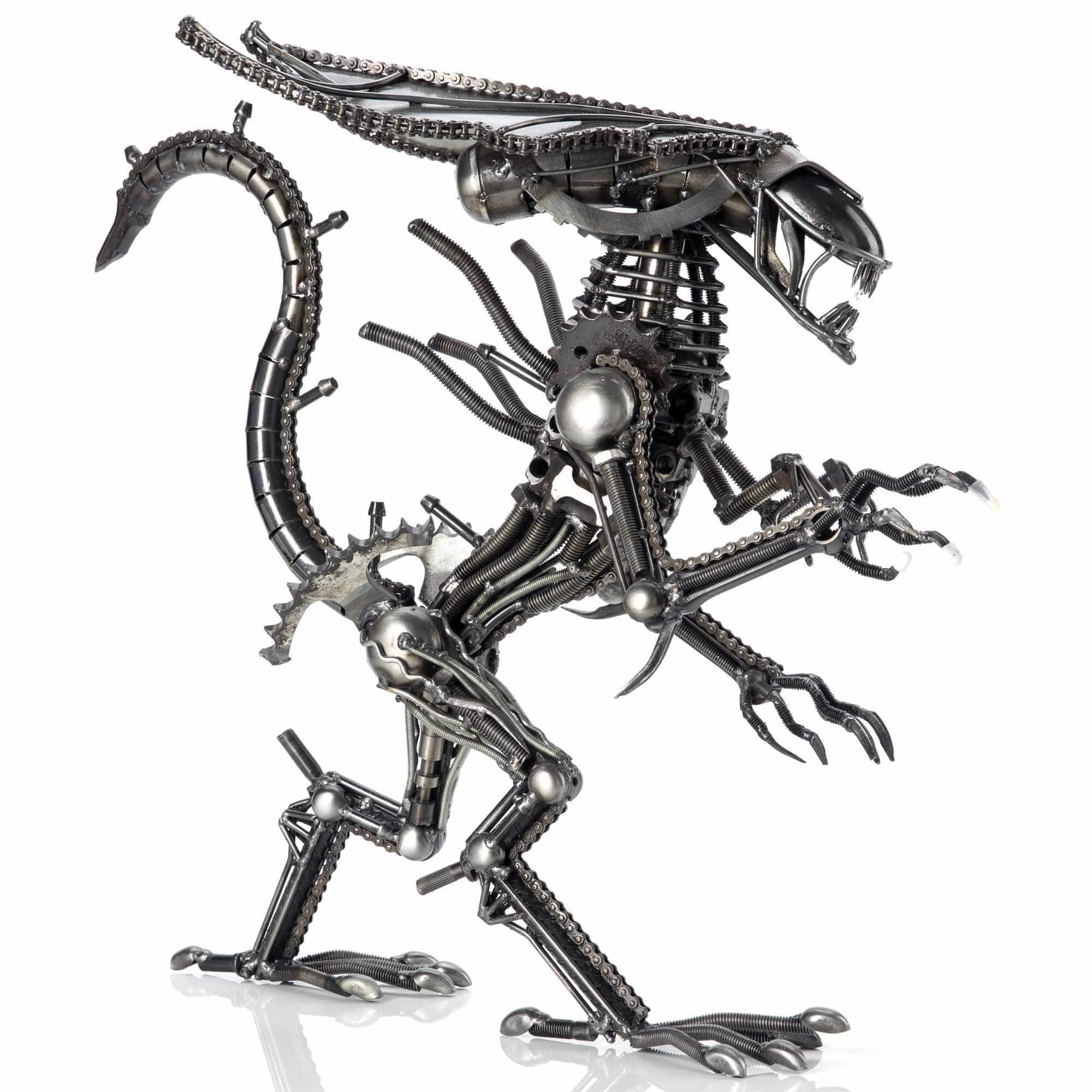 Kalifano Recycled Metal Art 18" Queen Alien Inspired Recycled Metal Sculpture RMS-QA45x40-S