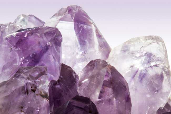 Crystal Healing: What Are the Healing Properties of Amethyst?