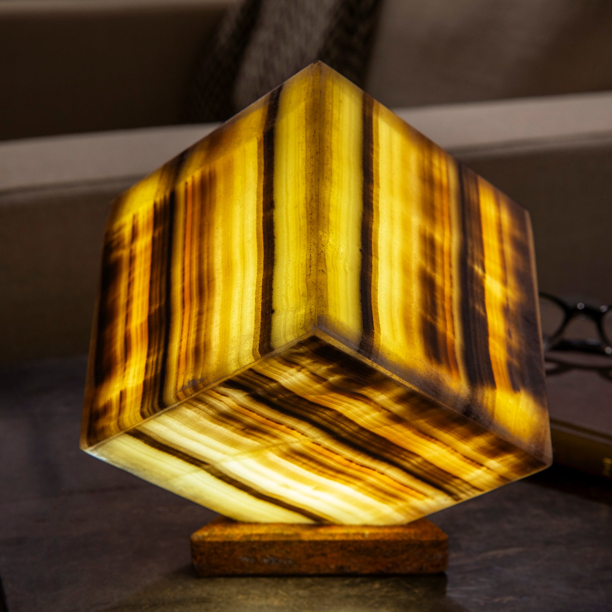 Onyx Light Cube from Mexico - 8.5"