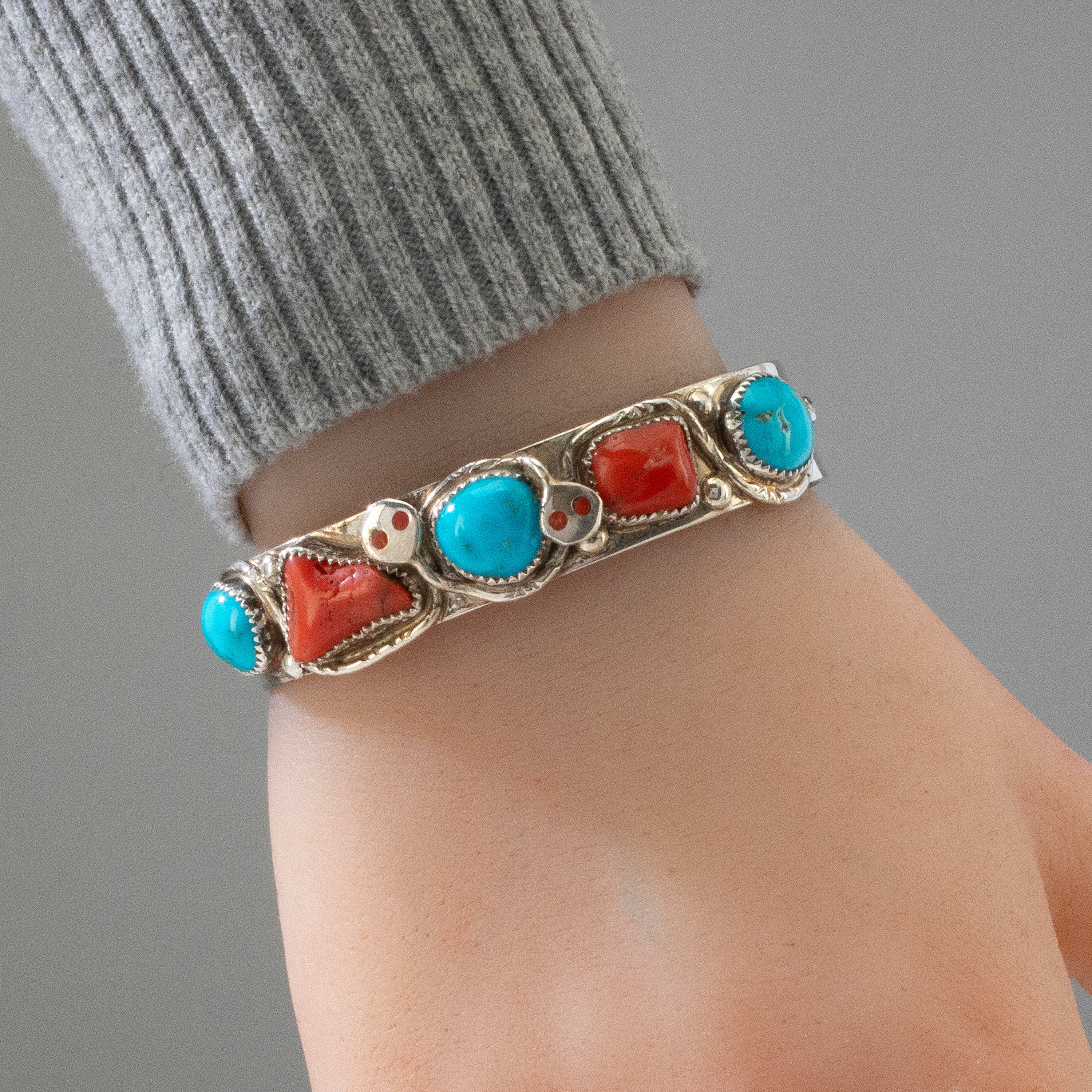 Jude Candeleria Kingman Turquoise & Coral Zuni Snake USA Native American Made 925 Sterling Silver Cuff