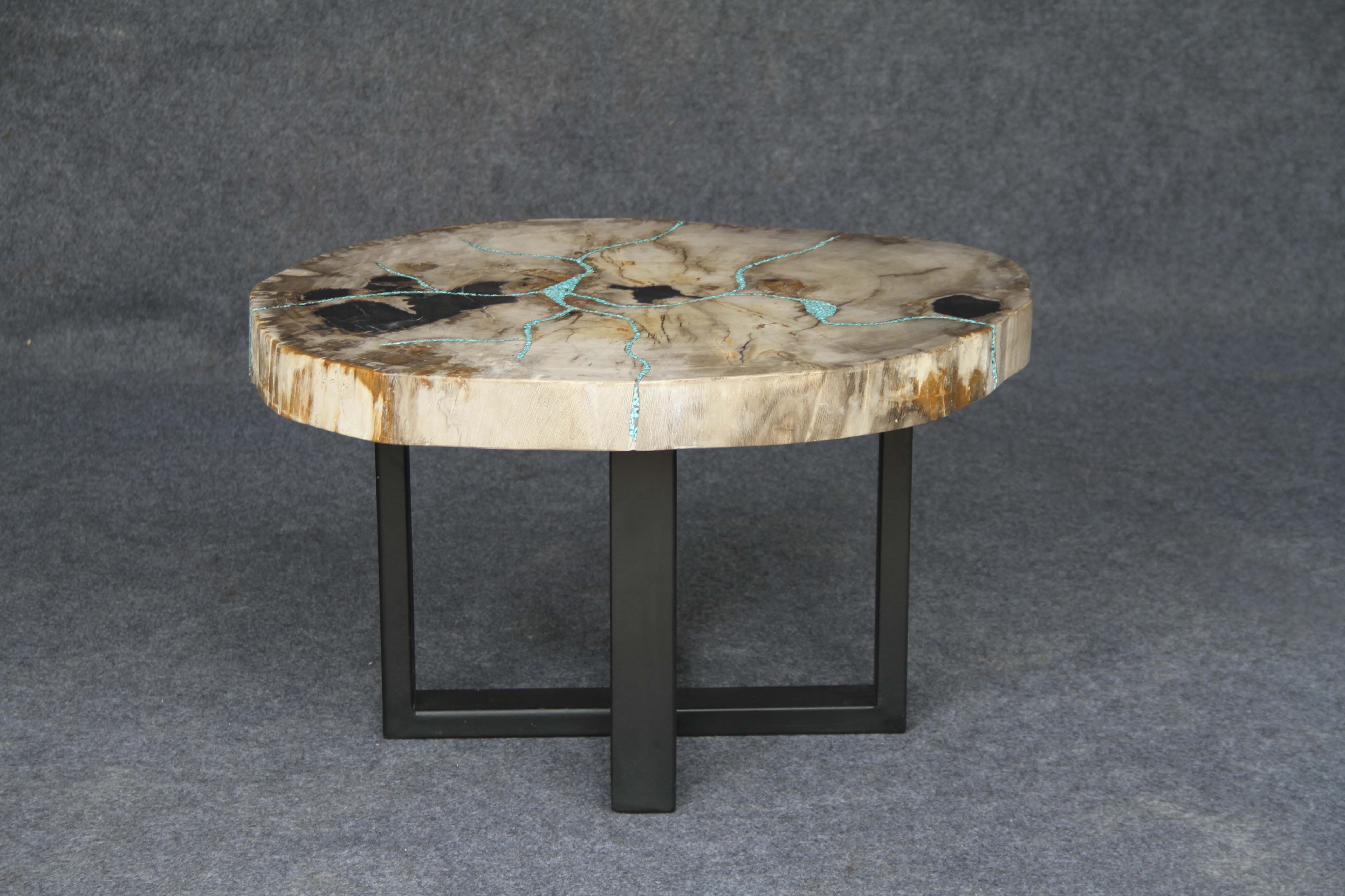 Petrified Wood Round Coffee Table from Indonesia - 28" / 115 lbs