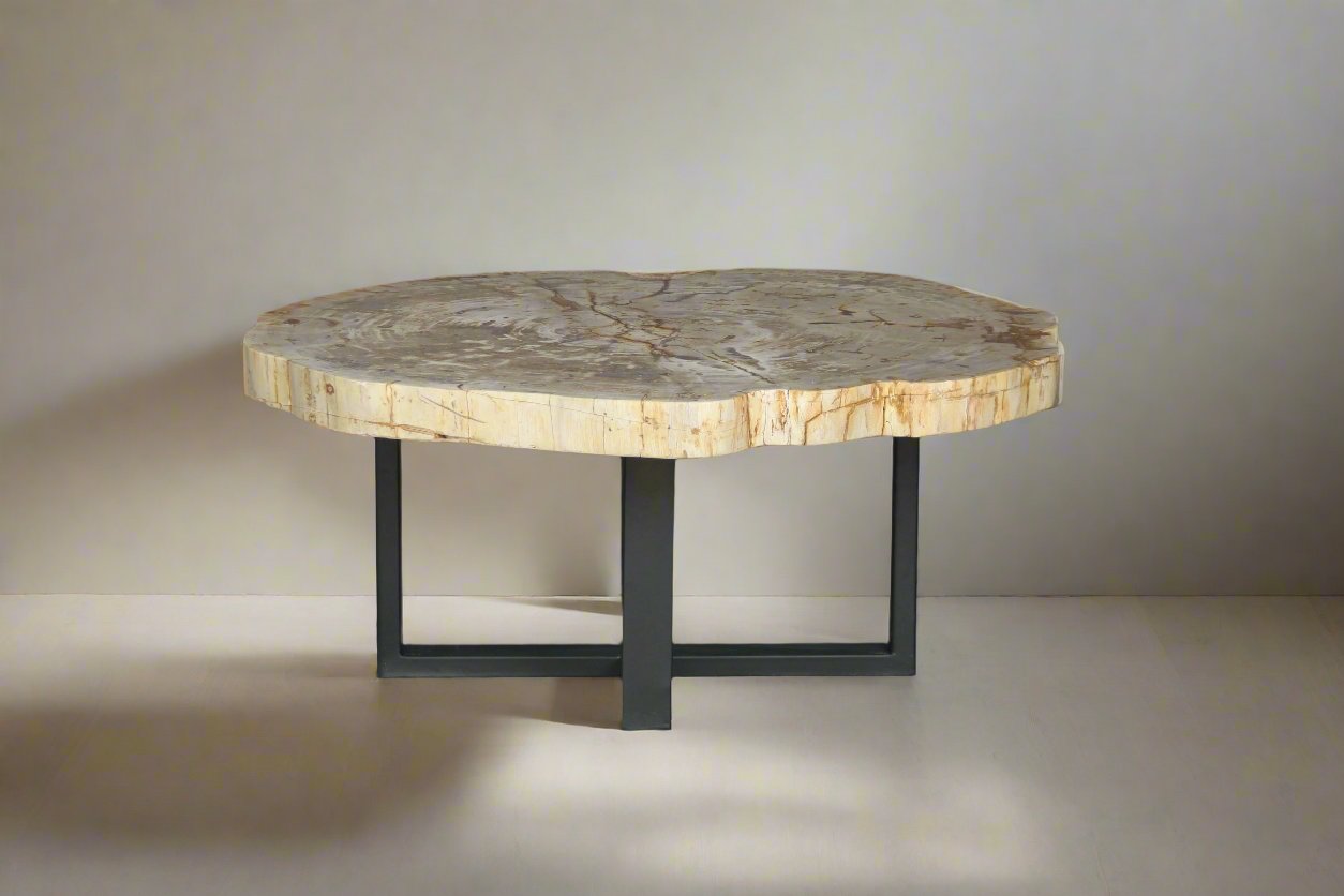 Petrified Wood Round Coffee 39" / 194 lbs