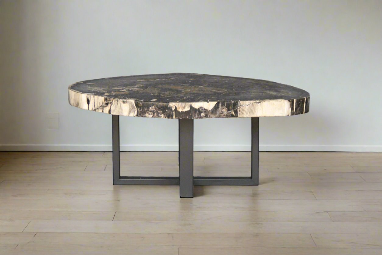 Petrified Wood Round Coffee 43" / 220 lbs