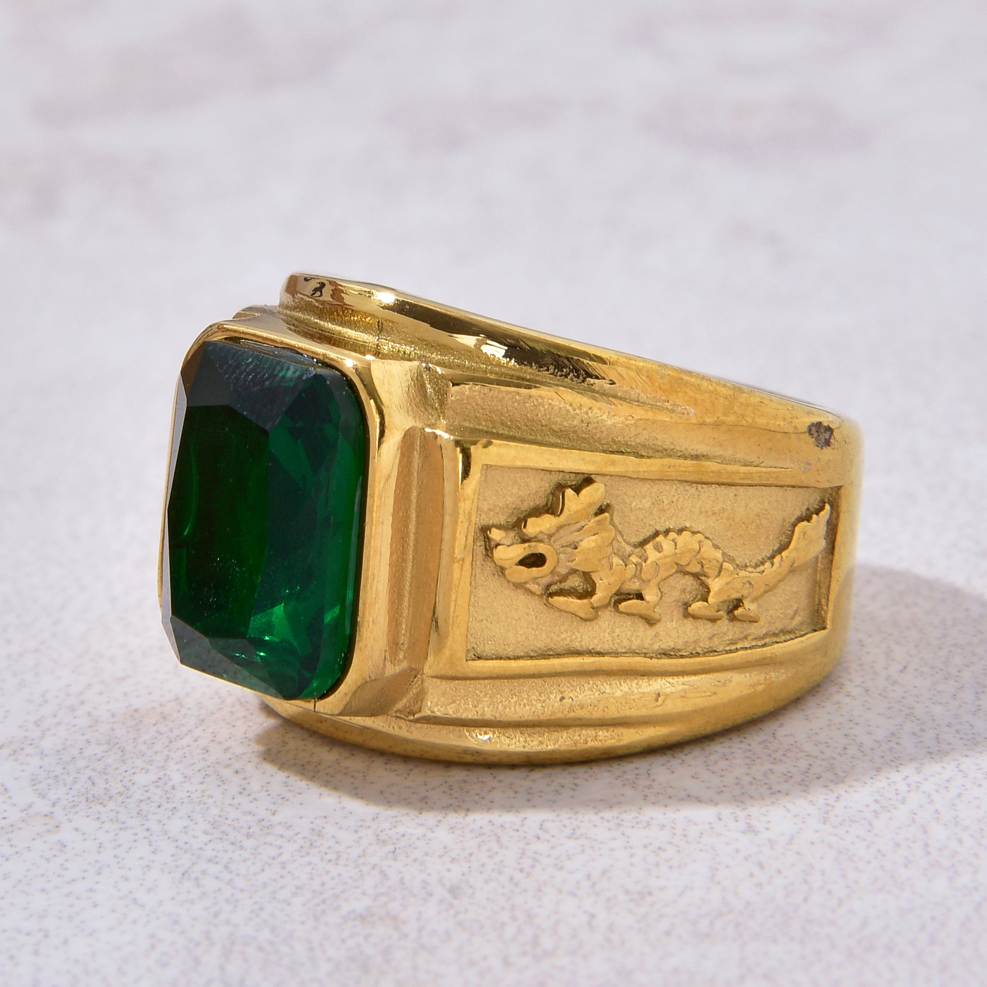 Gold Viking Dragon syn Emerald Steel Hearts Ring