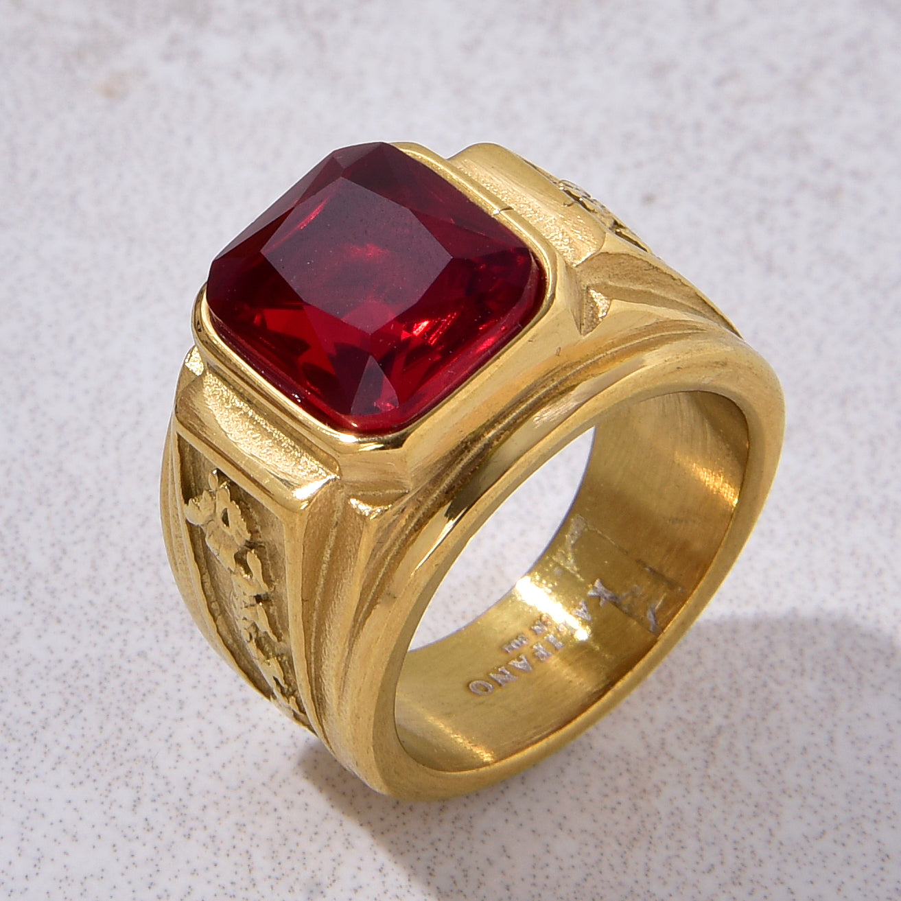 Gold Viking Dragon syn Ruby Steel Hearts Ring