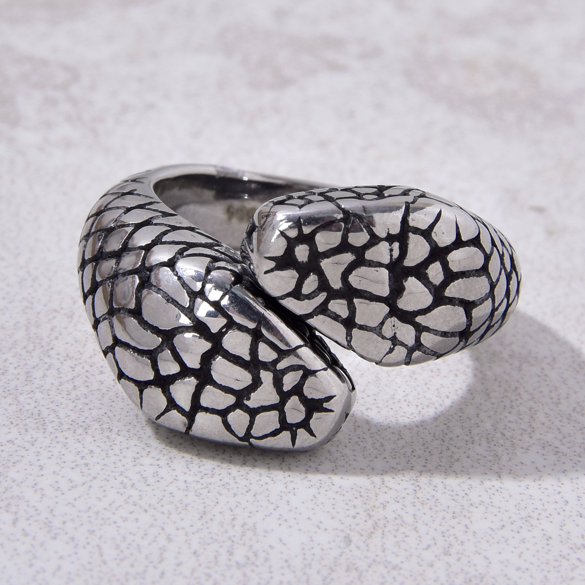 Silver Amphisbaena Steel Hearts Ring