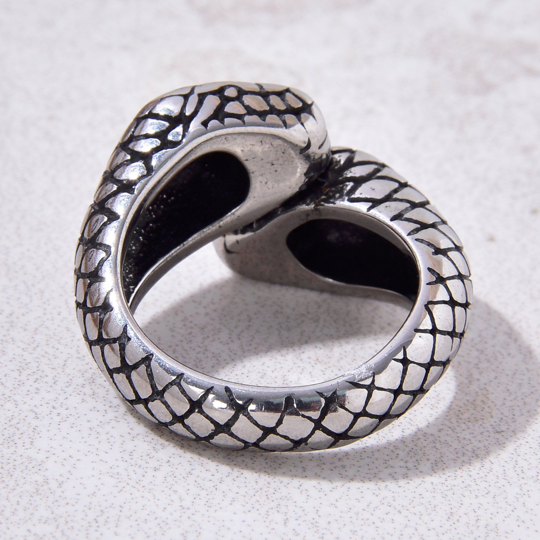 Silver Amphisbaena Steel Hearts Ring