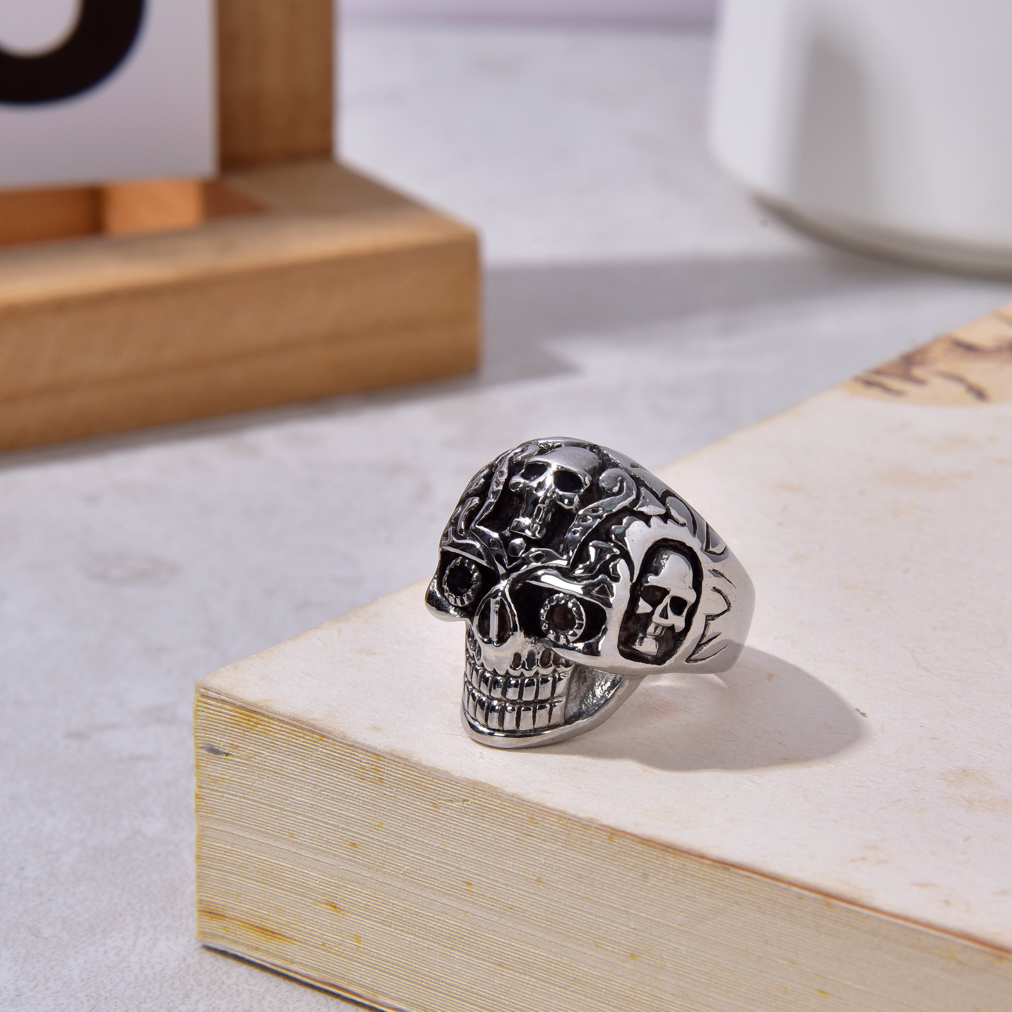 Silver Punk Carved Skull Steel Hearts Ring